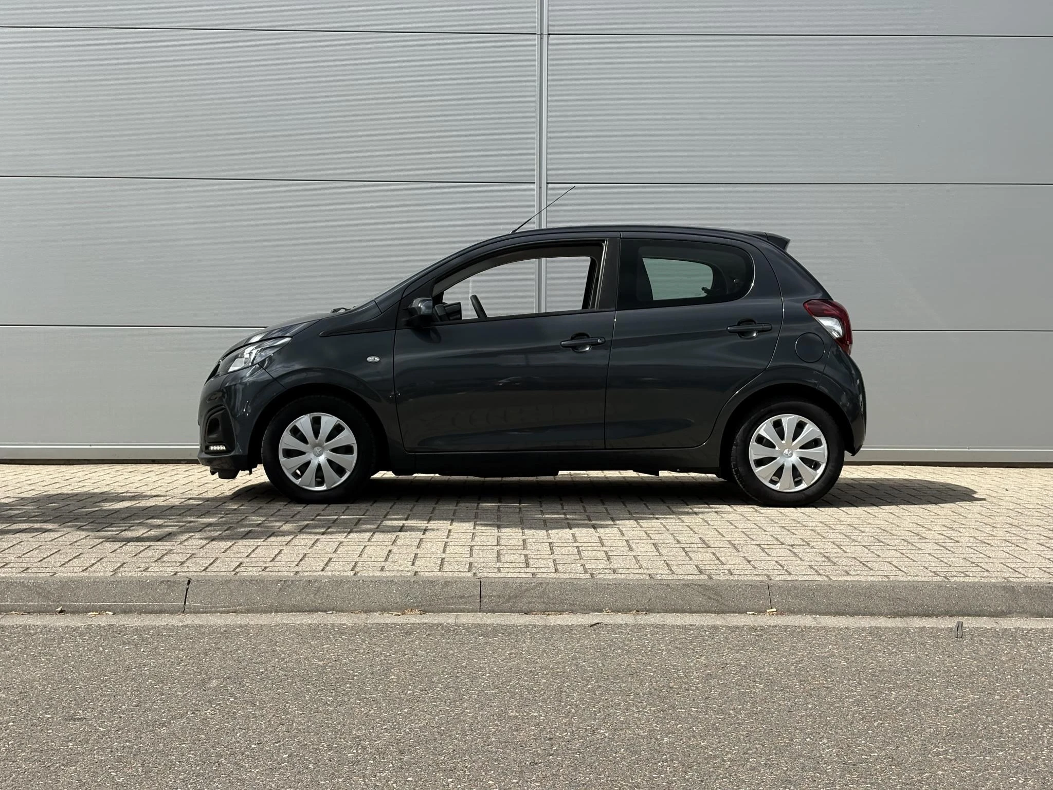 Peugeot-108-image-2