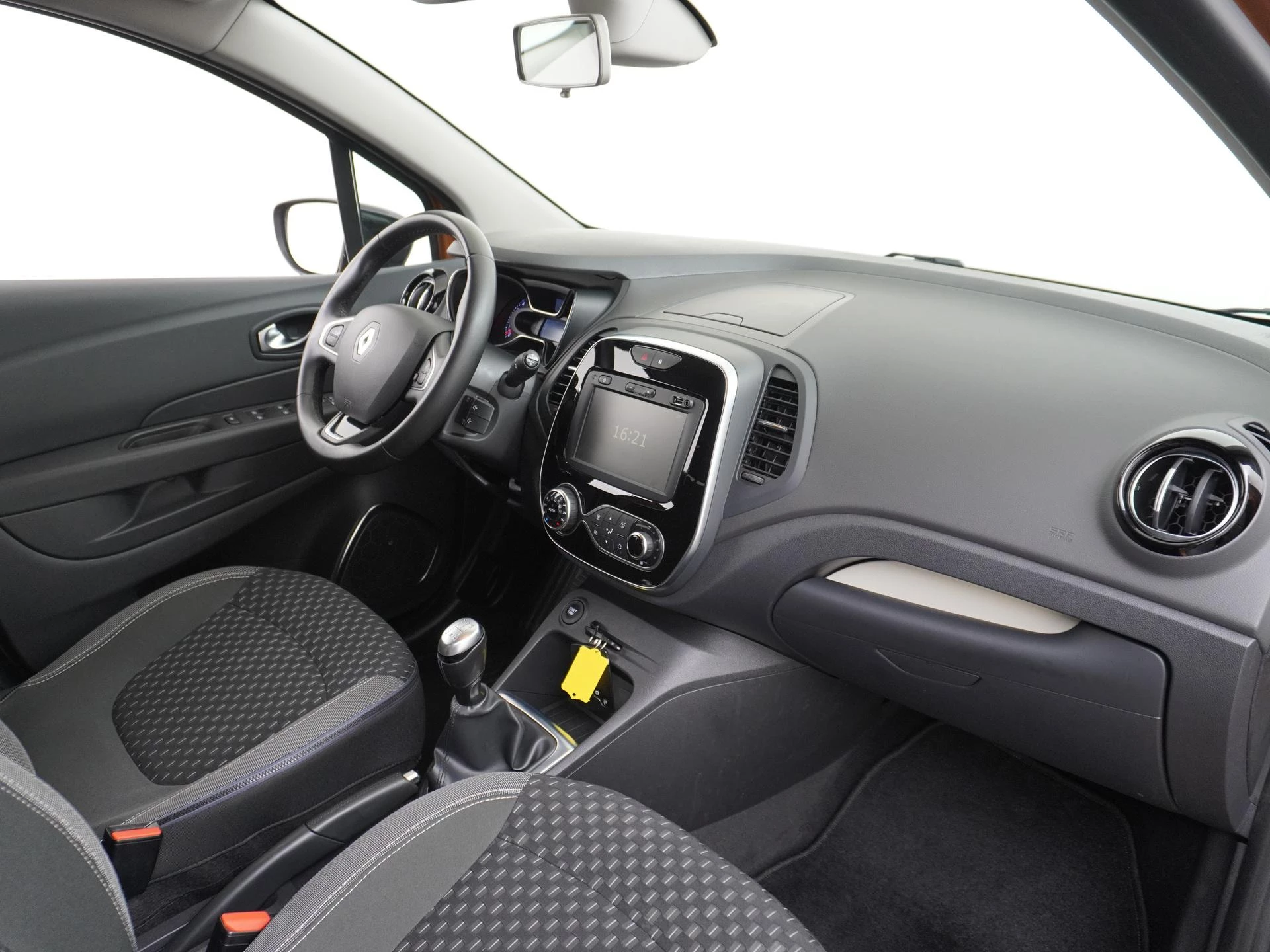 Renault-Captur-image-30