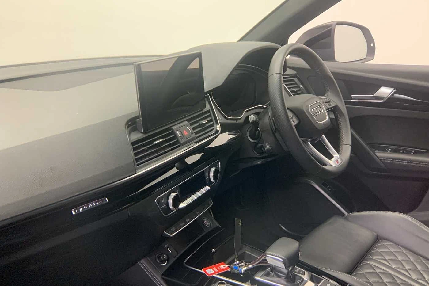 Audi-Q5-image-11
