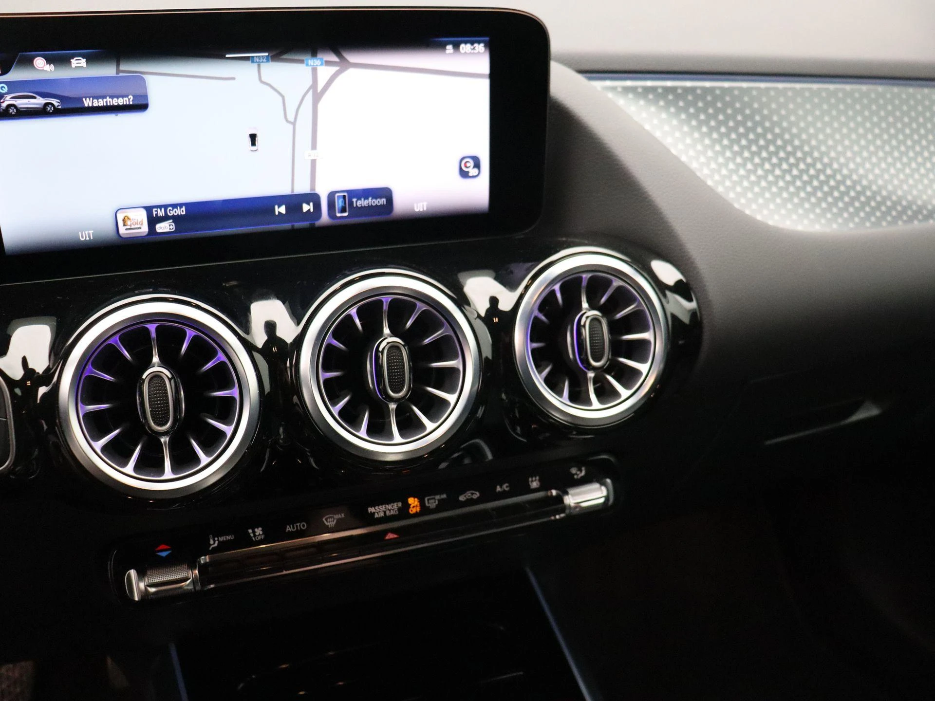 Mercedes-Benz EQA 250+ Business Line
