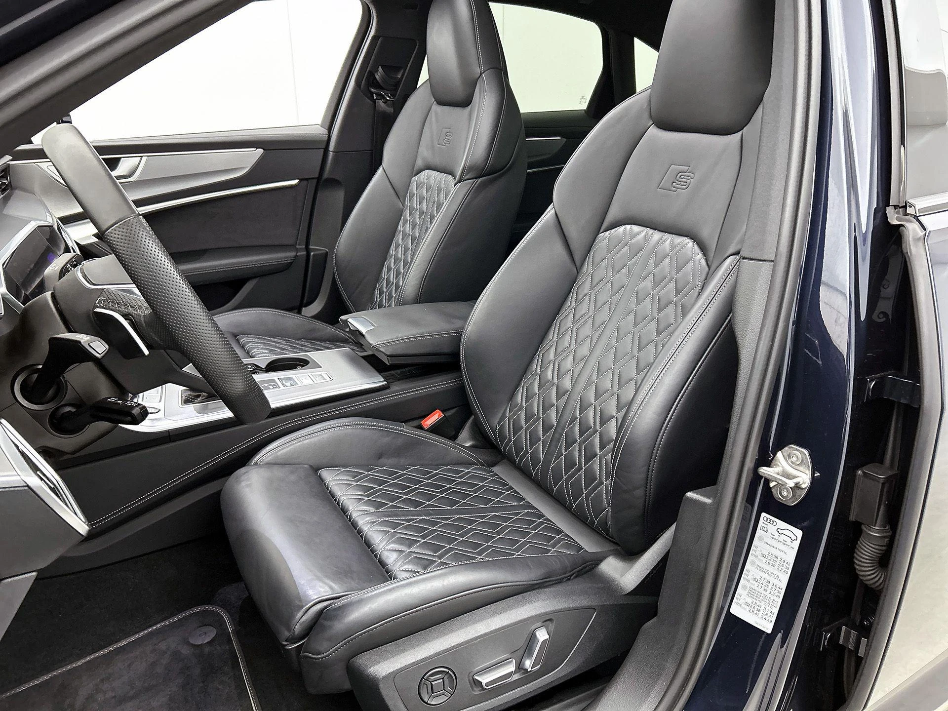 Audi-A6-image-42