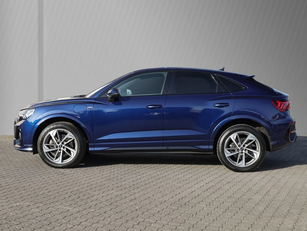 Audi-Q3-image-2