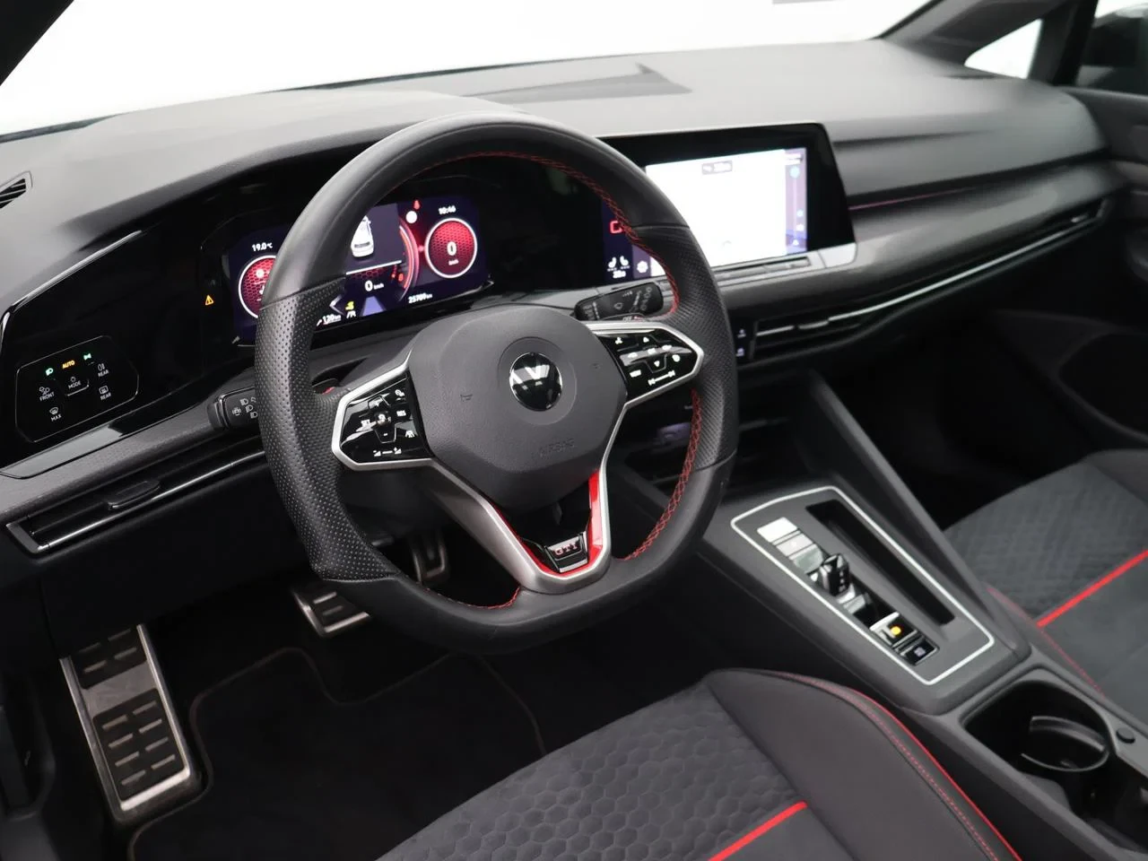 Volkswagen-Golf-image-10
