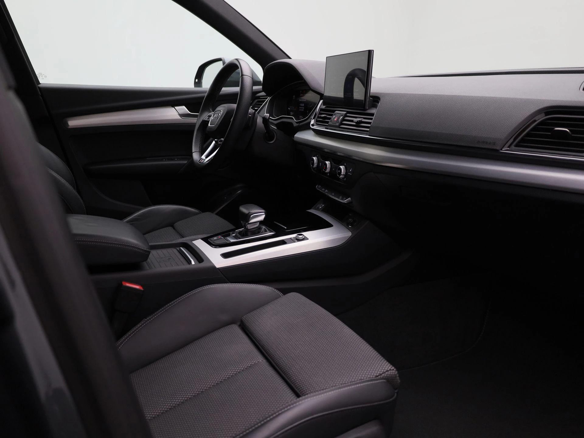 Audi-Q5-image-35