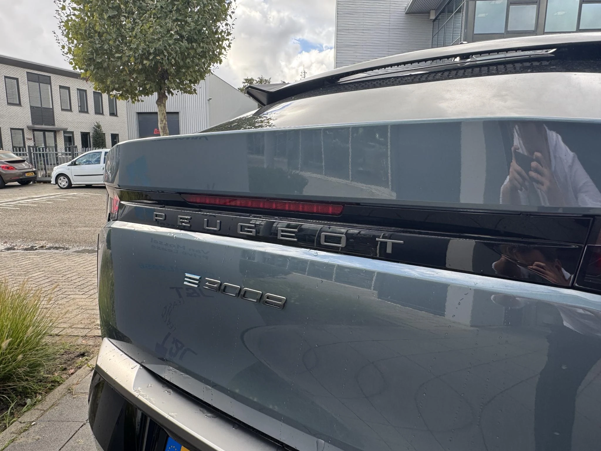 Peugeot-e-3008-image-39
