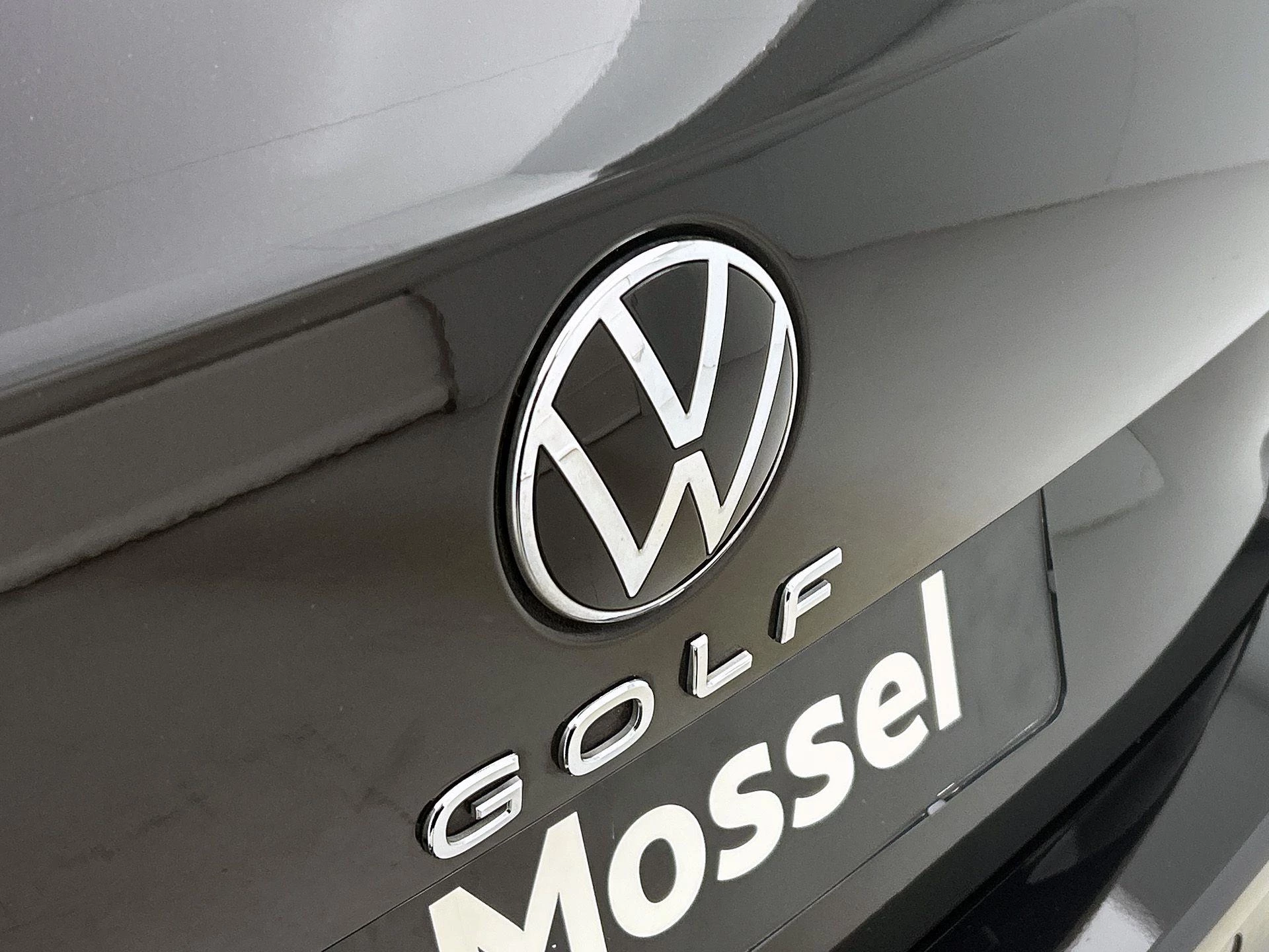 Volkswagen-Golf-image-17