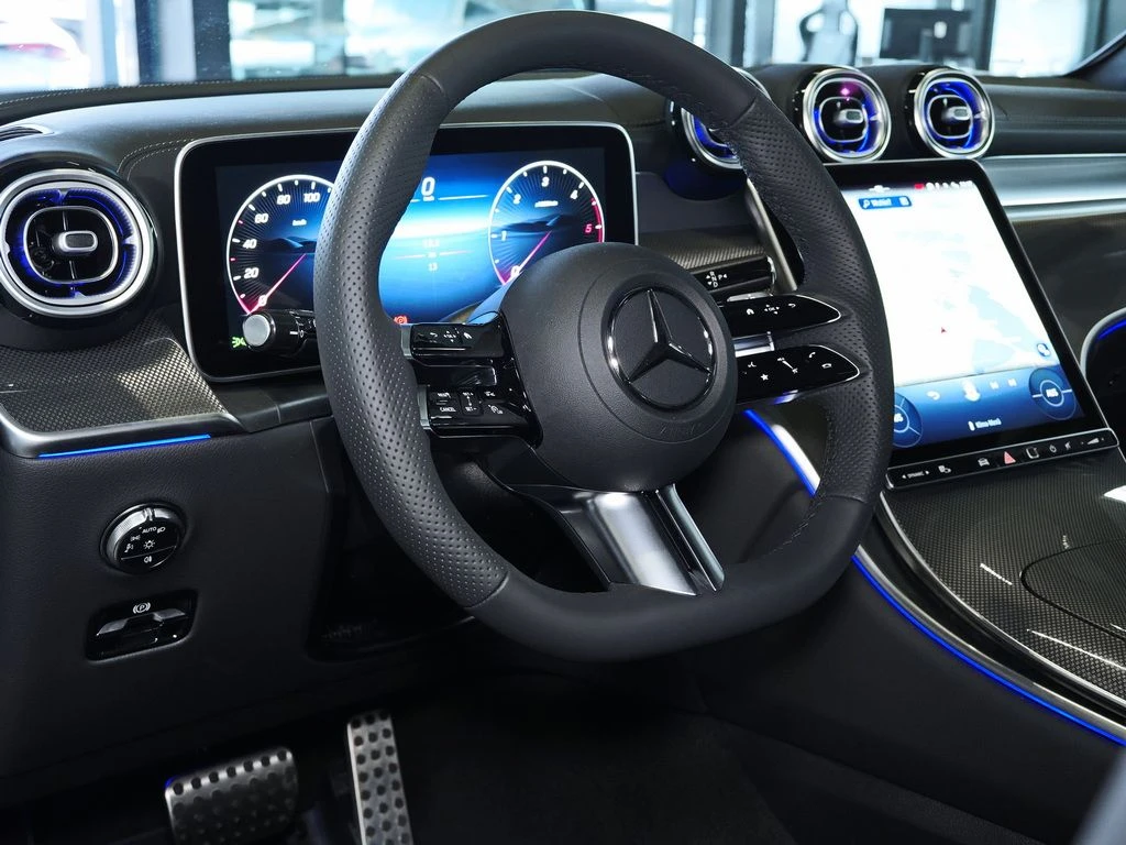 Mercedes-Benz-GLC 200 d-image-4