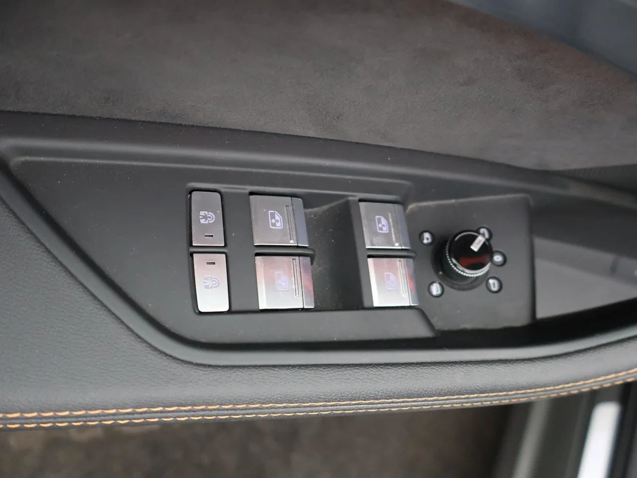 Audi e-tron Audi e-tron Competition 55 QUATTRO 408PK *AUTOMAAT*PANODAK*3X-S LINE*LEDER*ALCANTARA*B&O*360° CAMERA*...*
