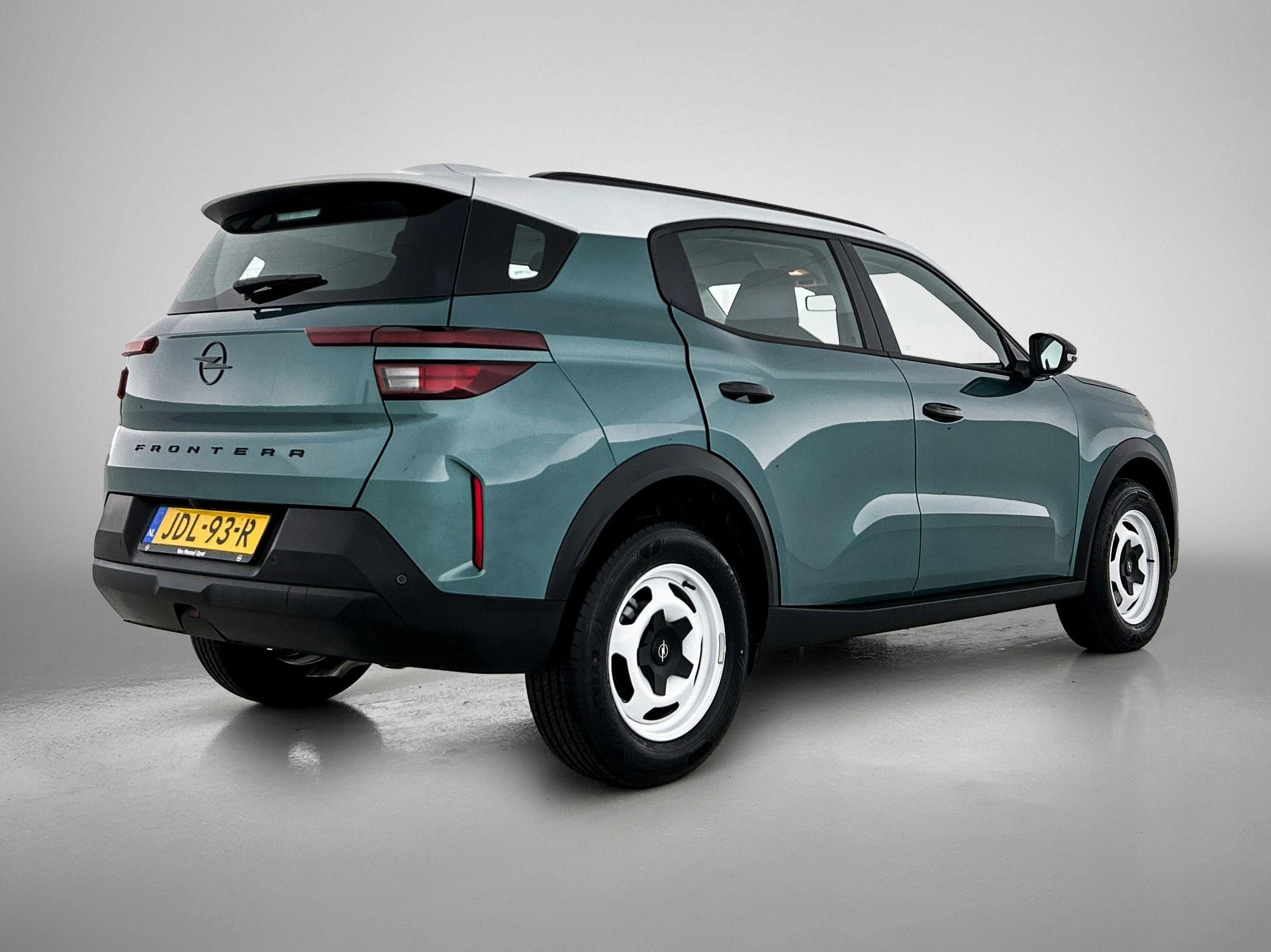 Opel-Frontera-image-3