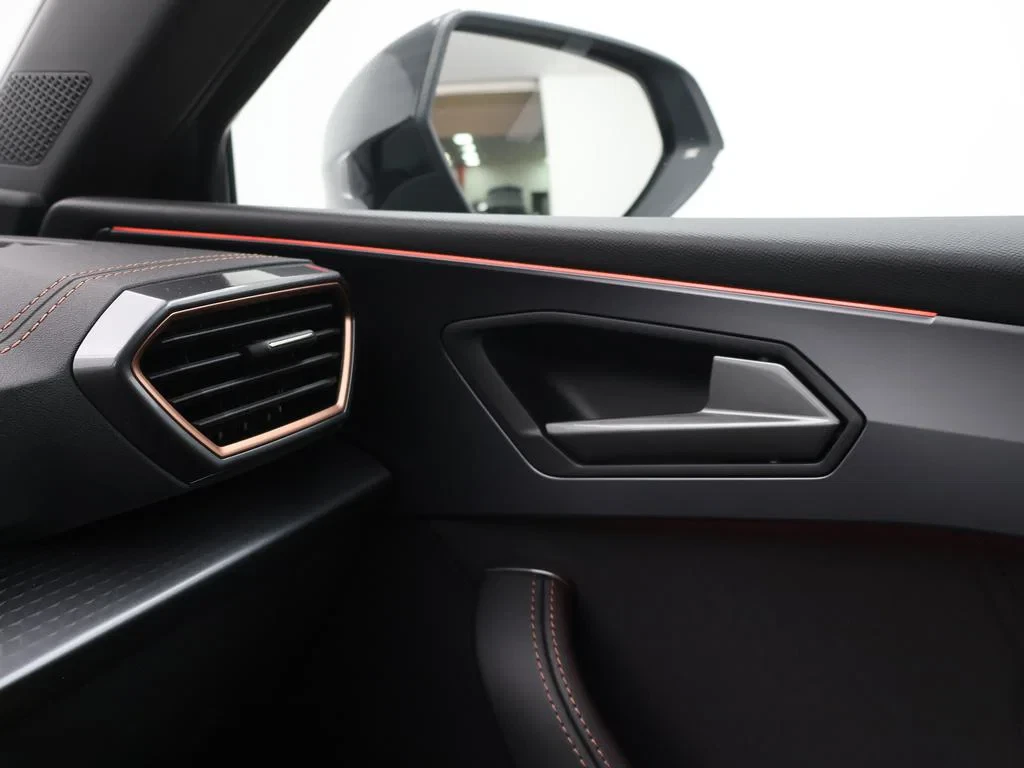 CUPRA-Leon Sportstourer-image-23