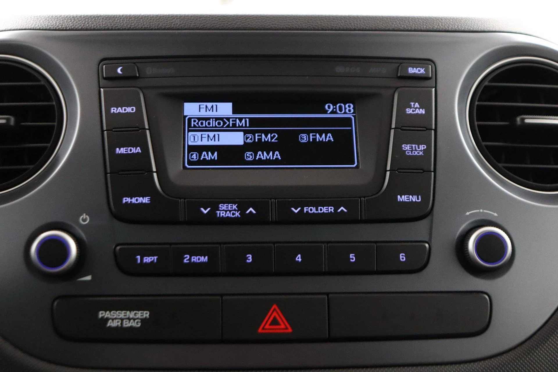 Hyundai-i10-image-35