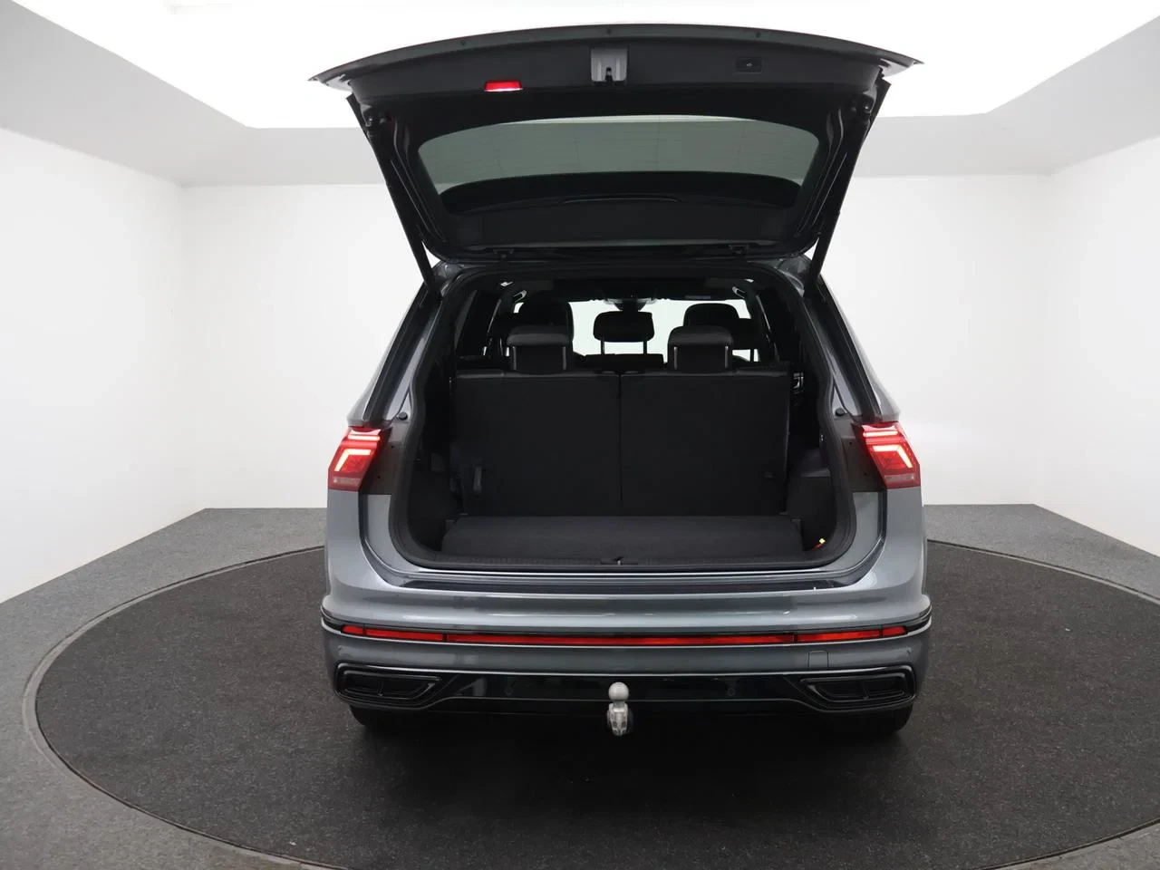 Volkswagen-Tiguan Allspace-image-32
