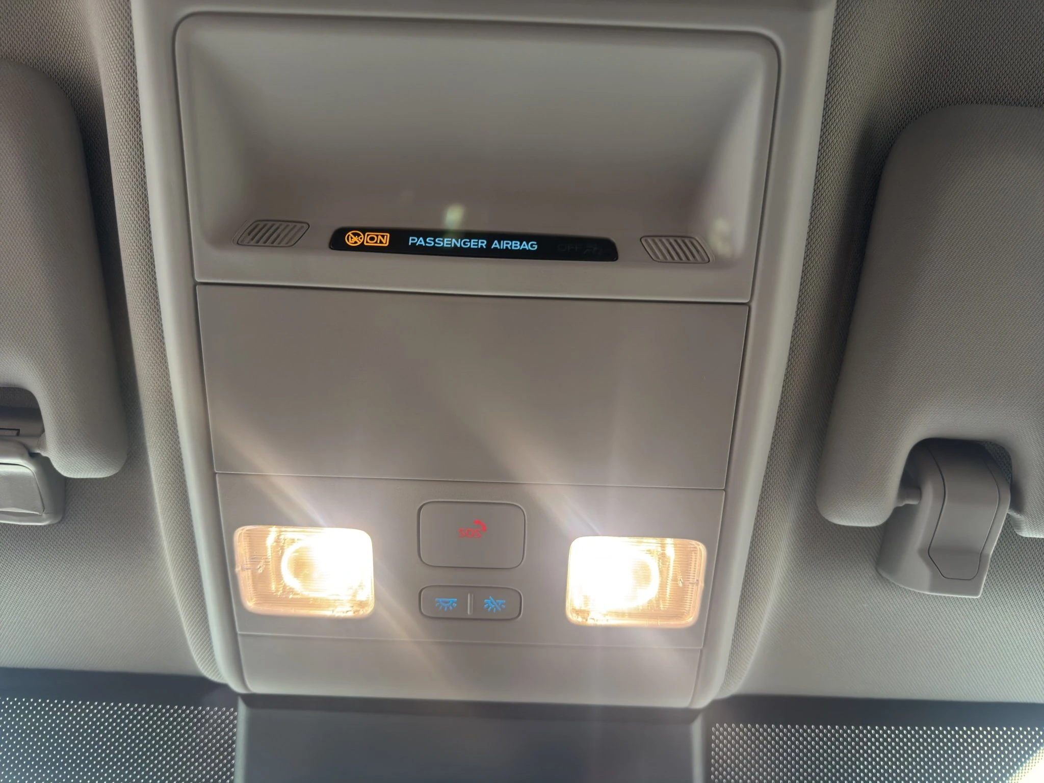 Ford-Tourneo Custom-image-17