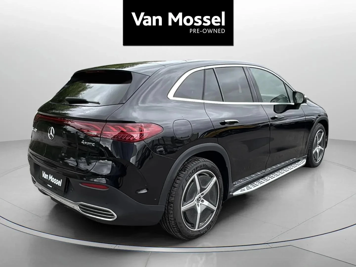 Mercedes-Benz-EQE-image-4