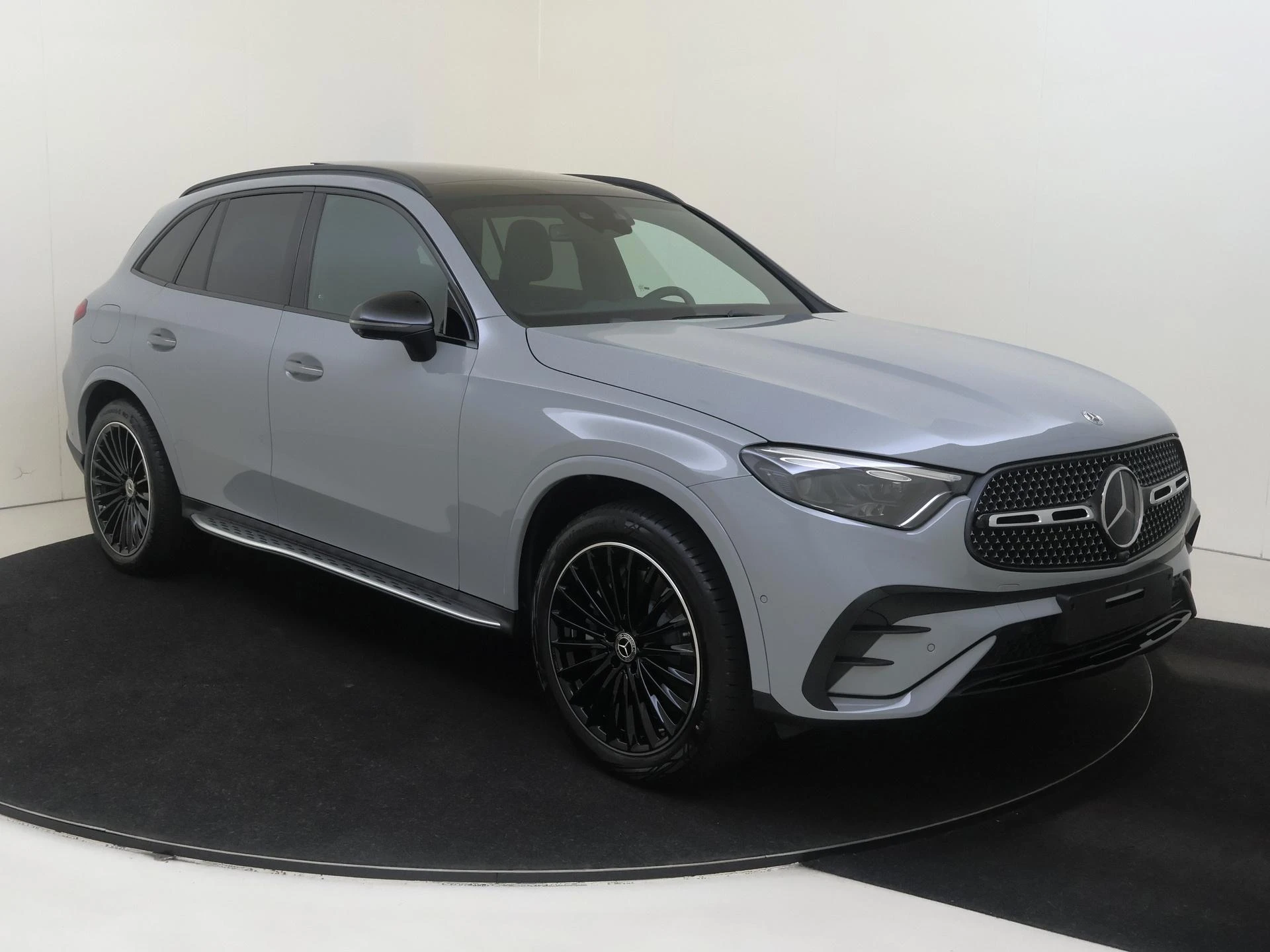 Mercedes-Benz-GLC-image-1
