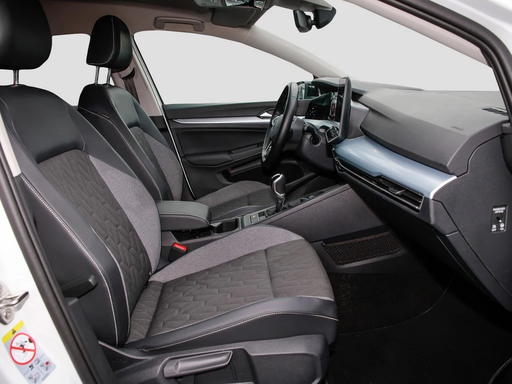 Volkswagen-Golf-image-6