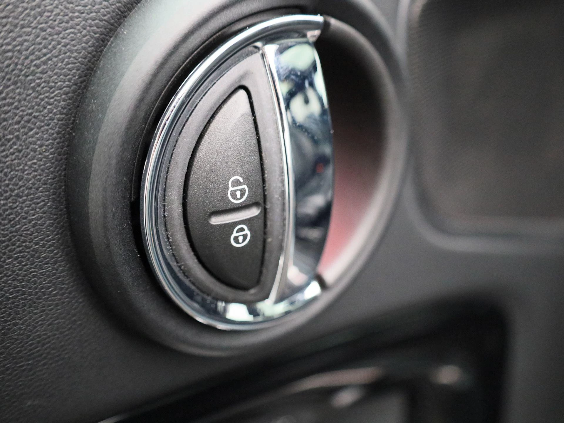 MINI-Countryman-image-35