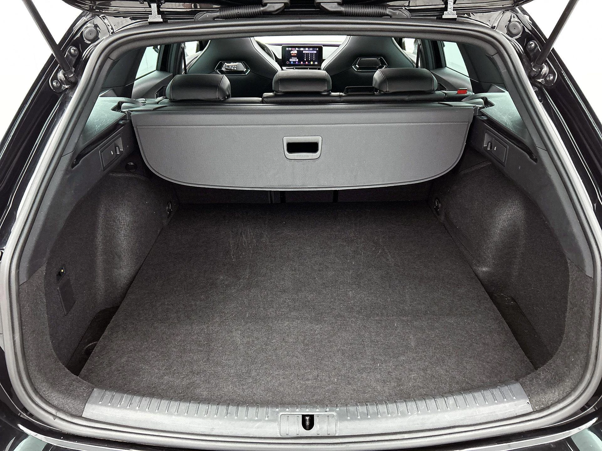 CUPRA-Leon Sportstourer-image-23