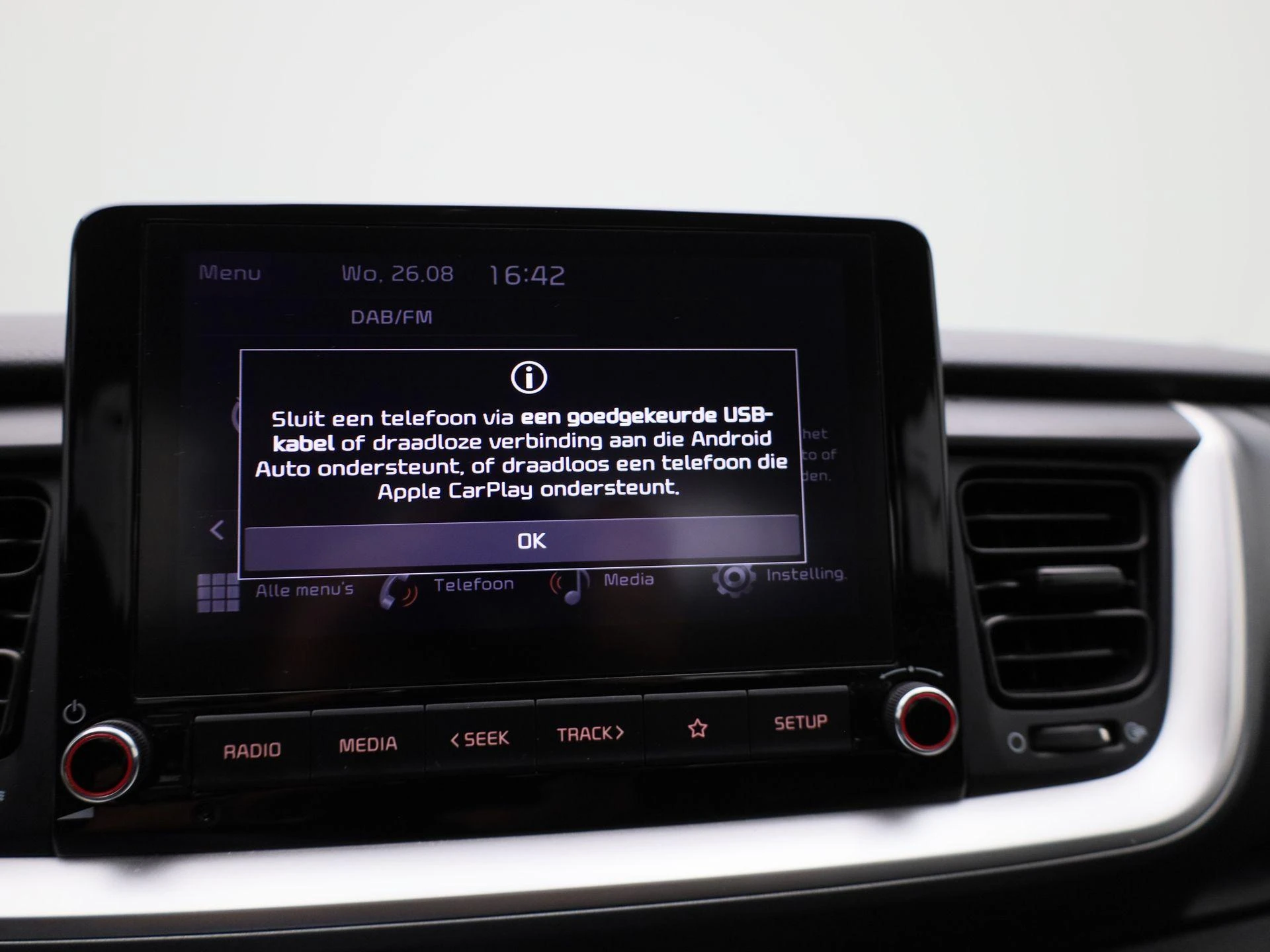 Kia-Stonic-image-18