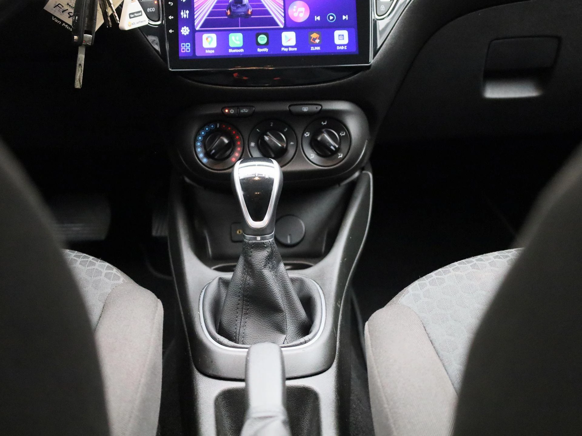 Opel-Corsa-image-9