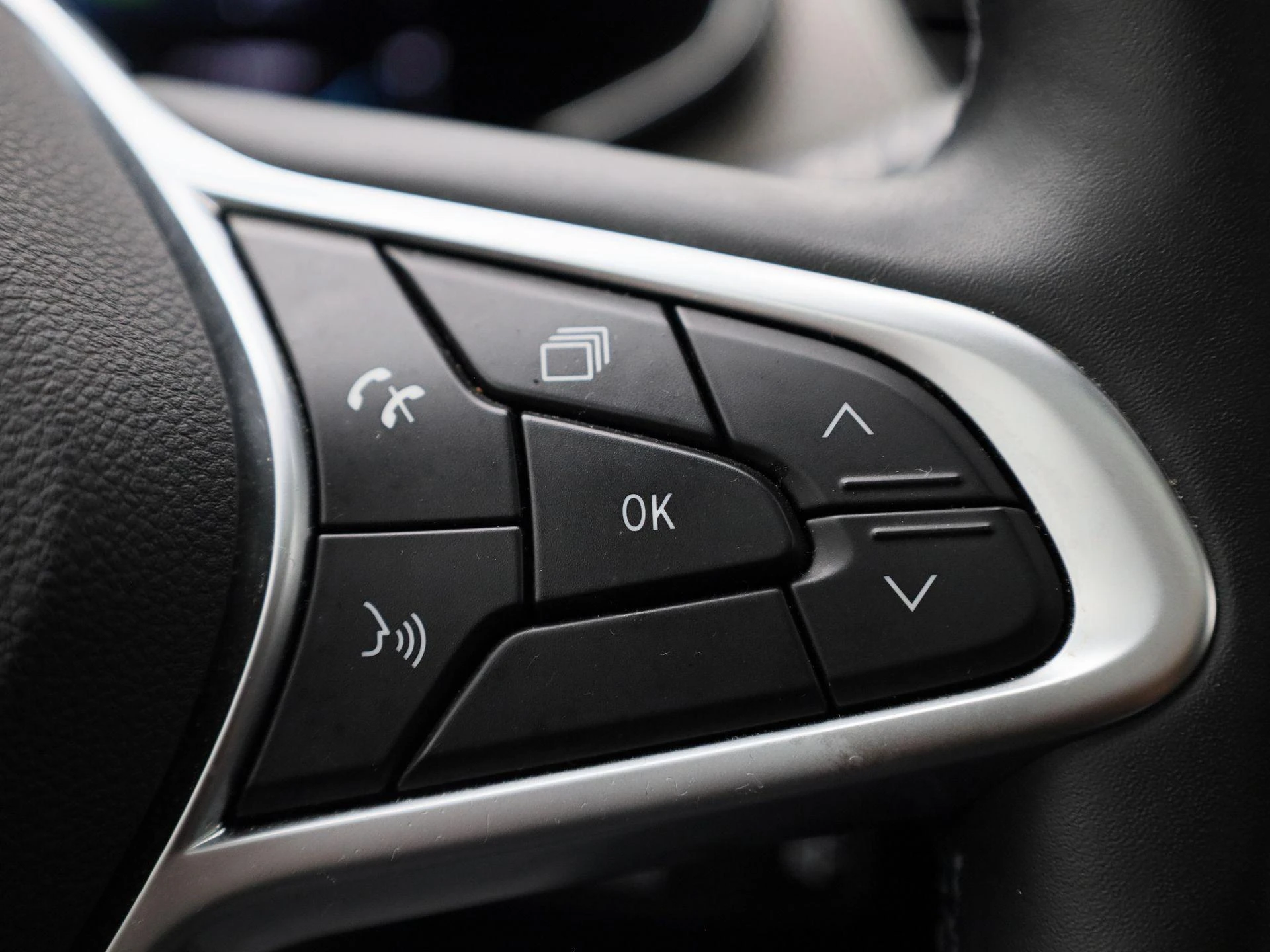 Renault-Arkana-image-21