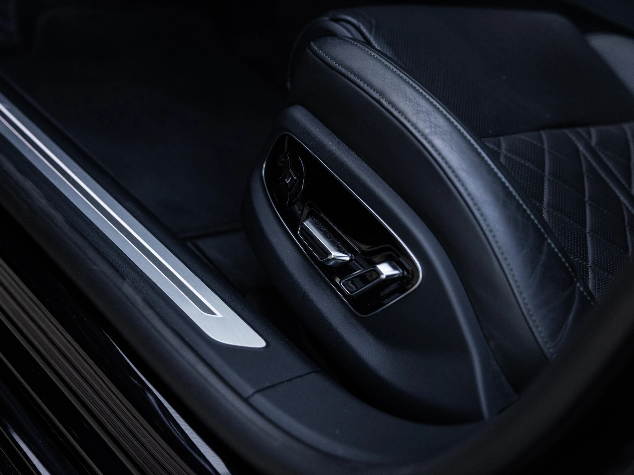 Audi A8 60 TFSI e quattro 462 PK