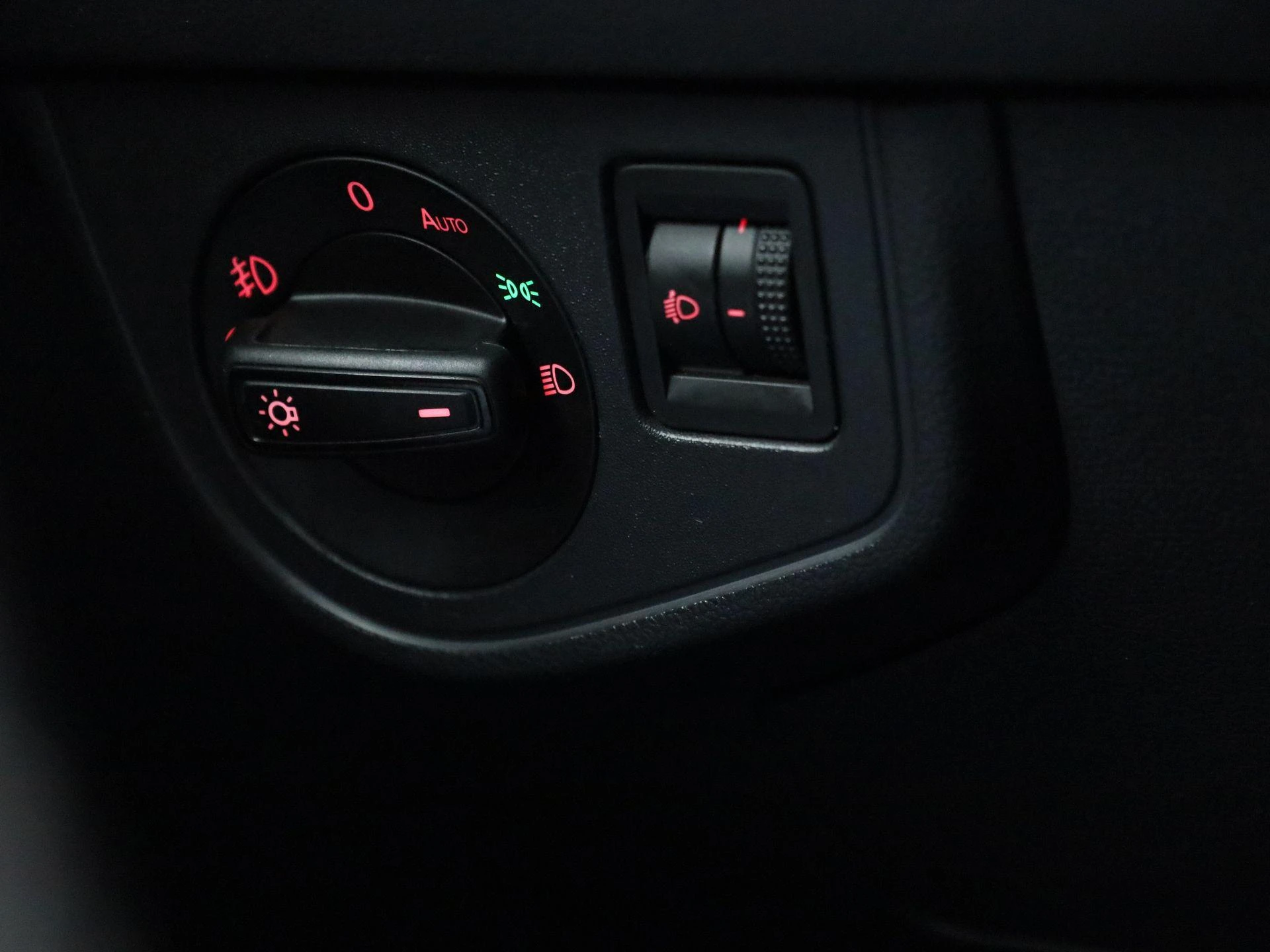 Volkswagen-Polo-image-20