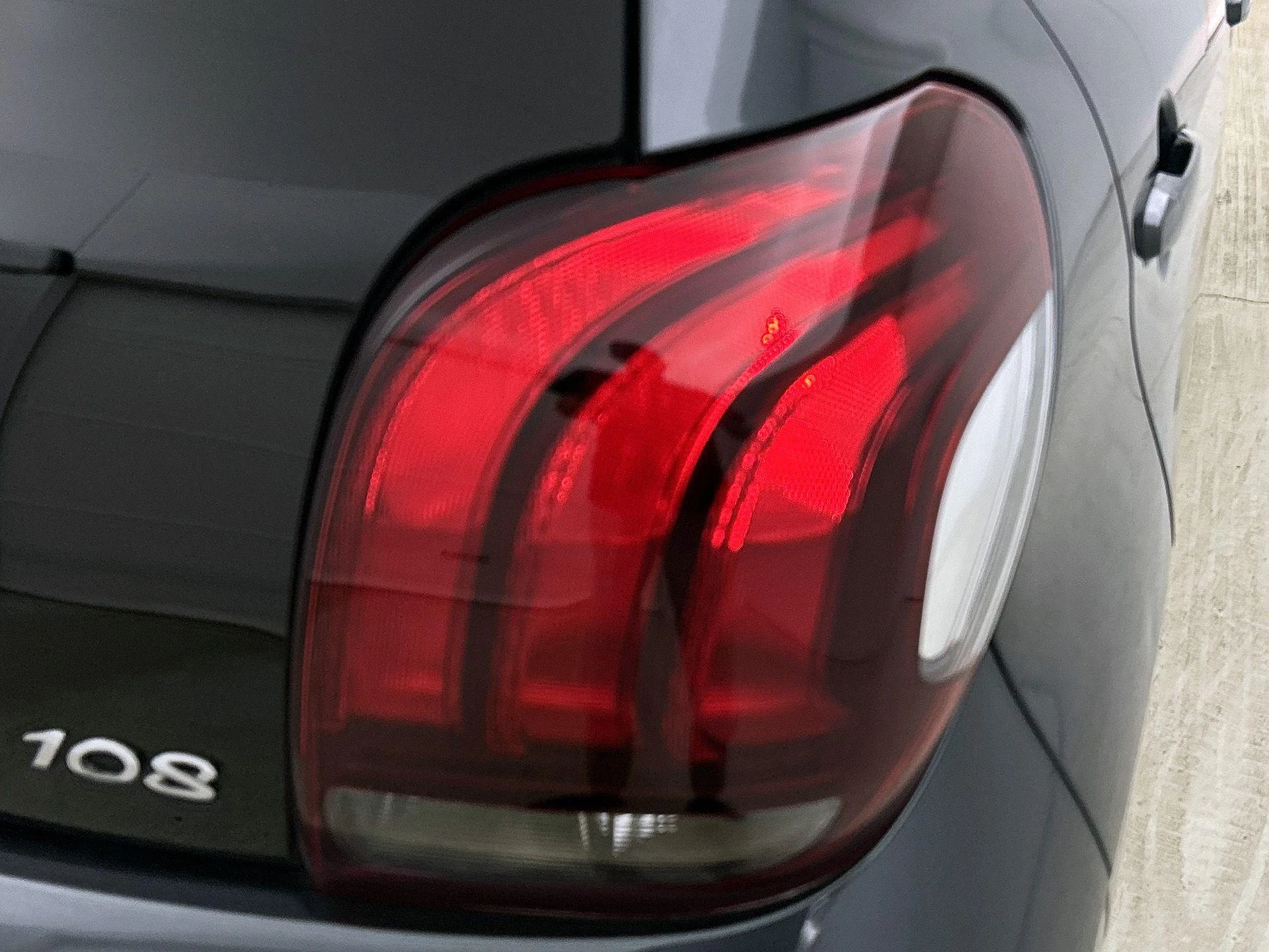 Peugeot-108-image-23