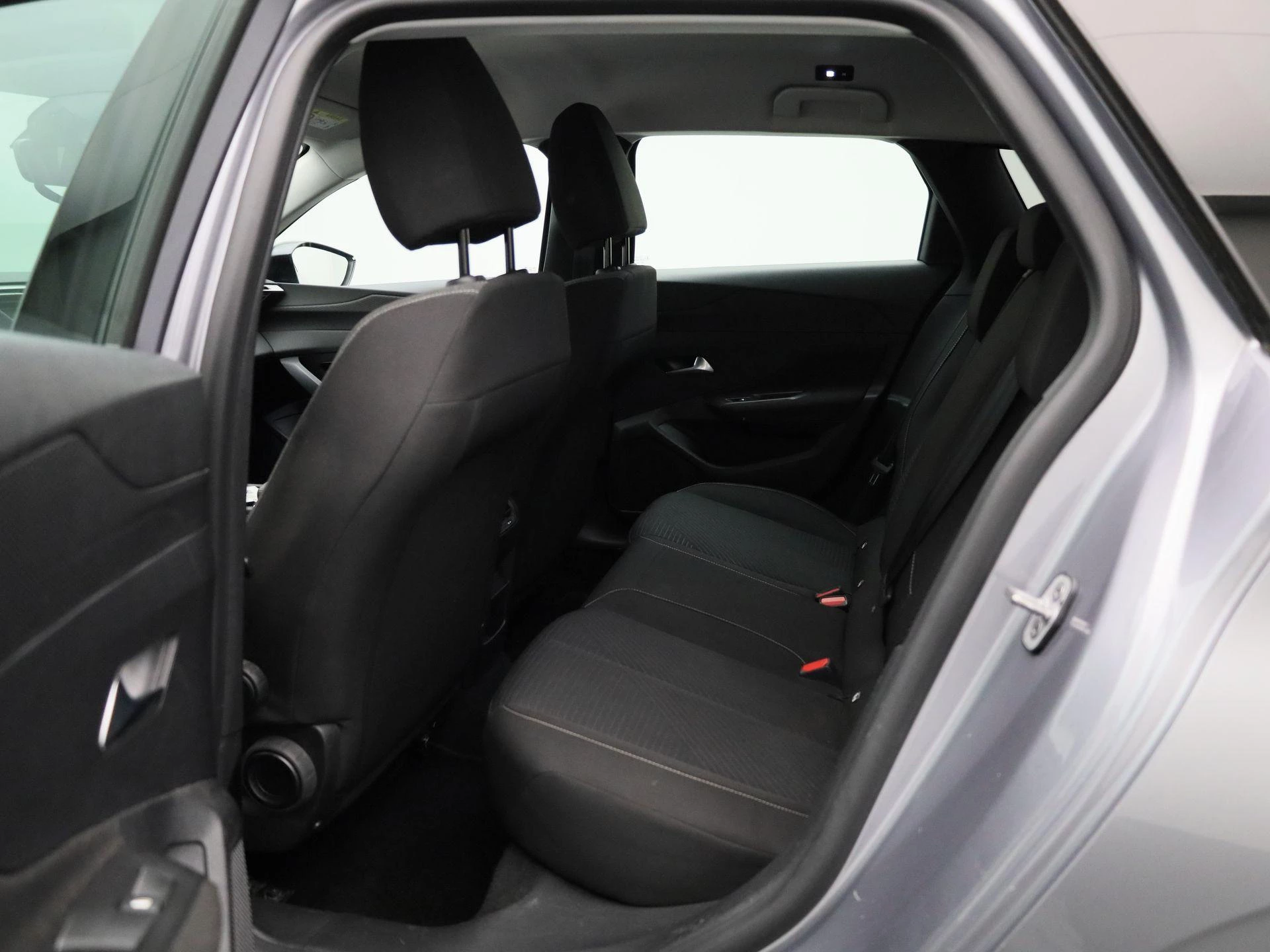 Peugeot-308-image-9