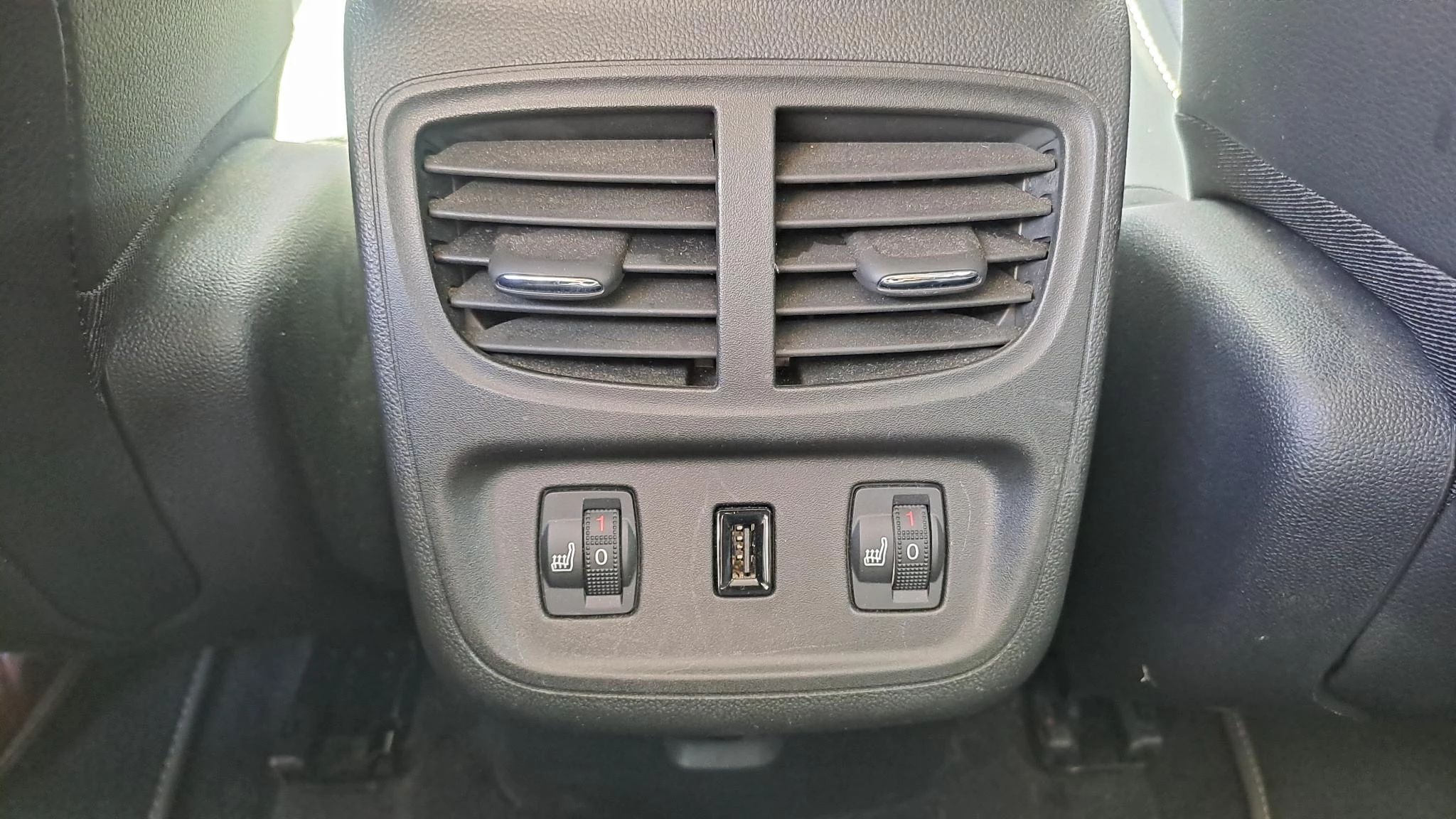 Opel-Grandland X-image-14