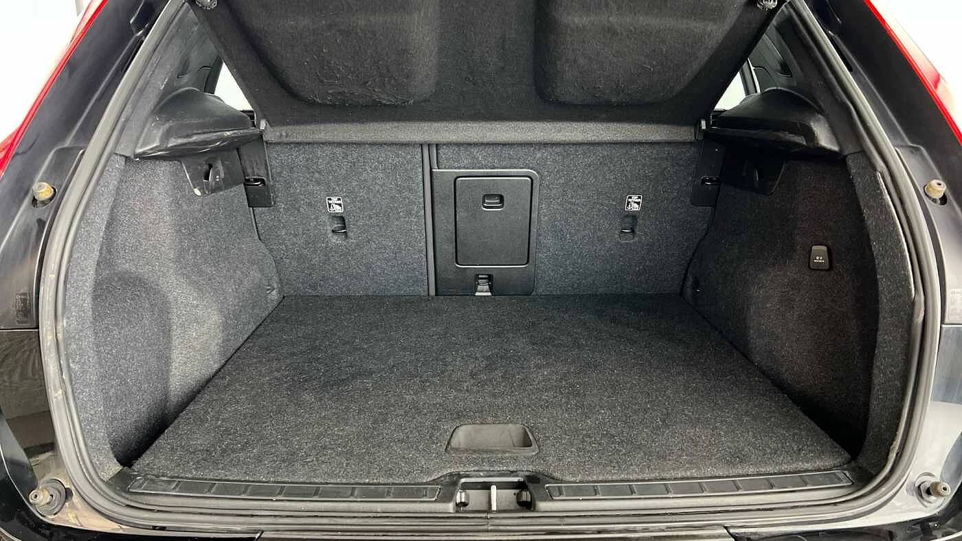 Volvo-XC40-image-4
