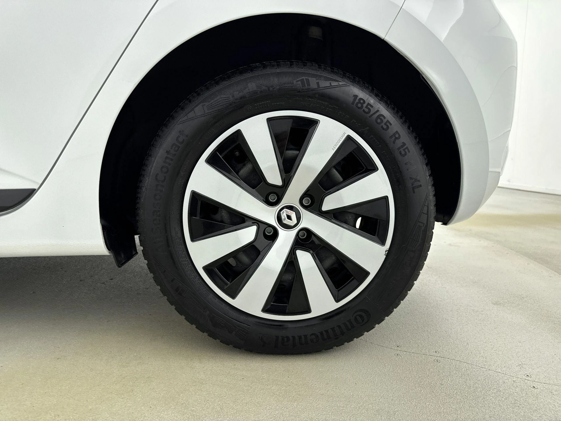 Renault-Clio-image-6