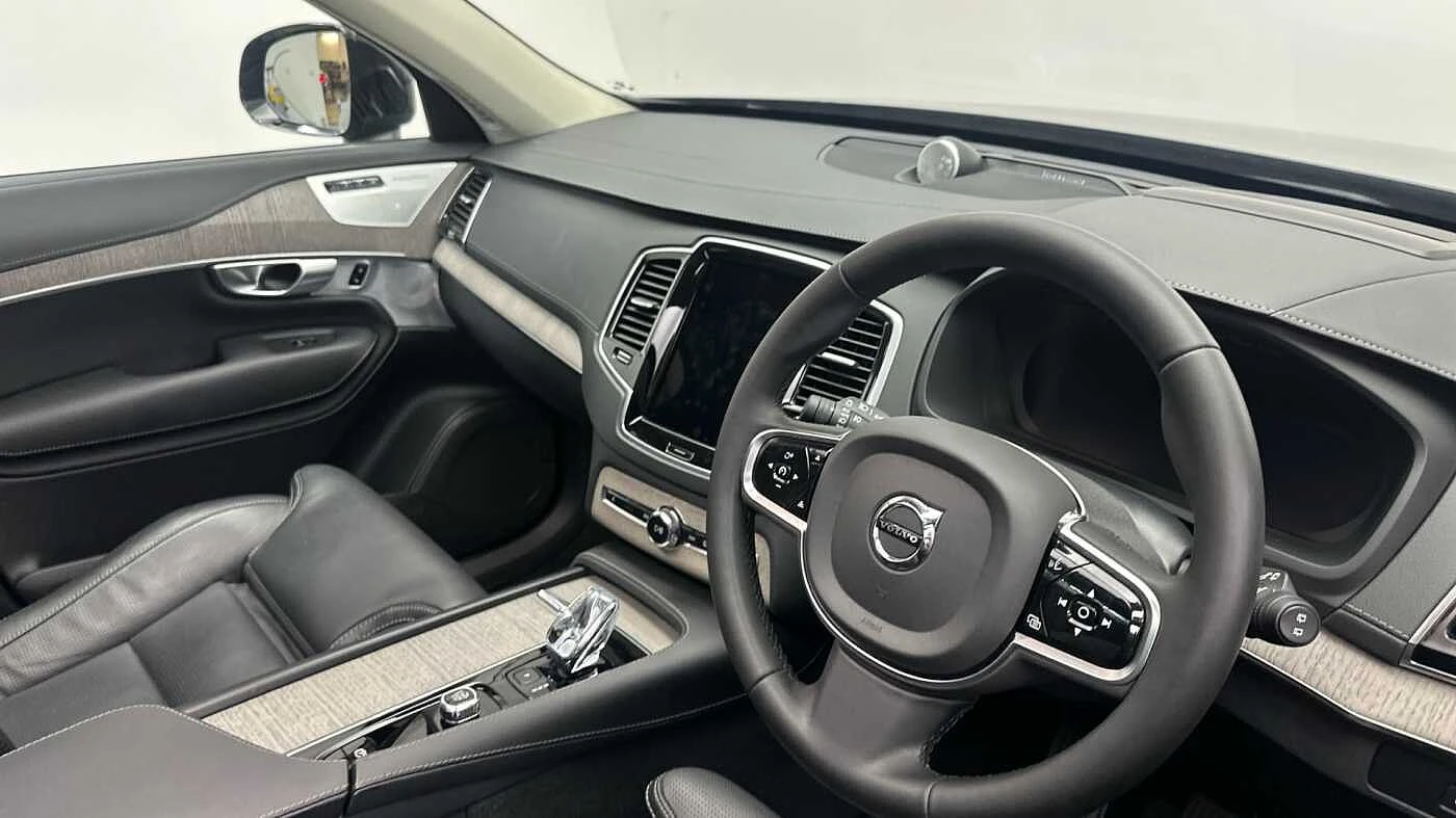 Volvo-XC90-image-4