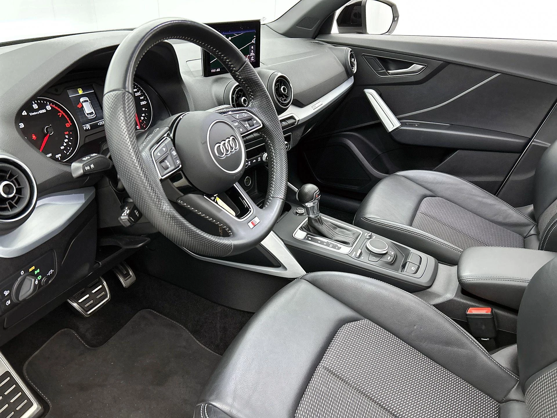 Audi Q2 35 TFSI S Edition