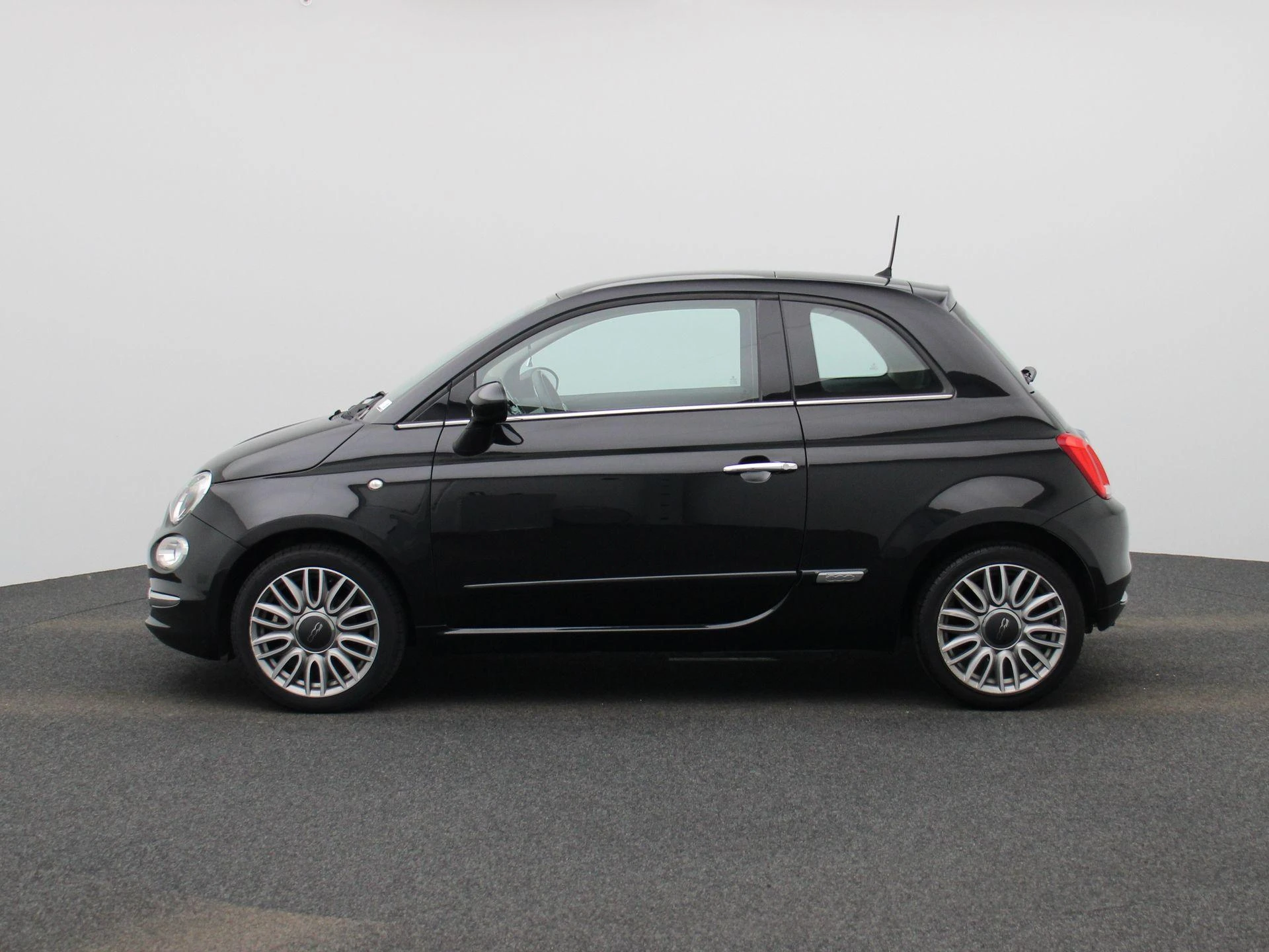 Fiat-500-image-3