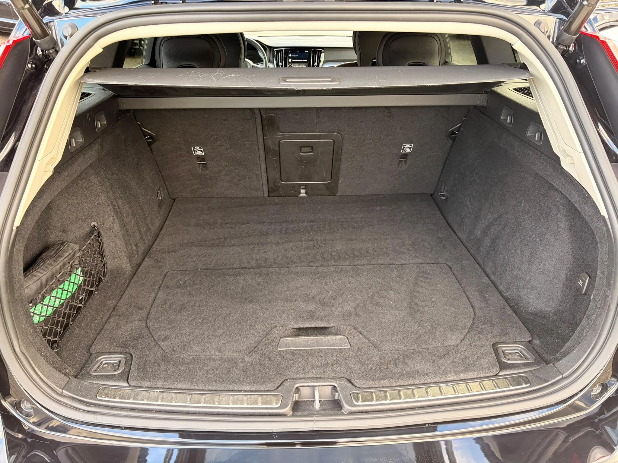 Volvo-V60-image-8