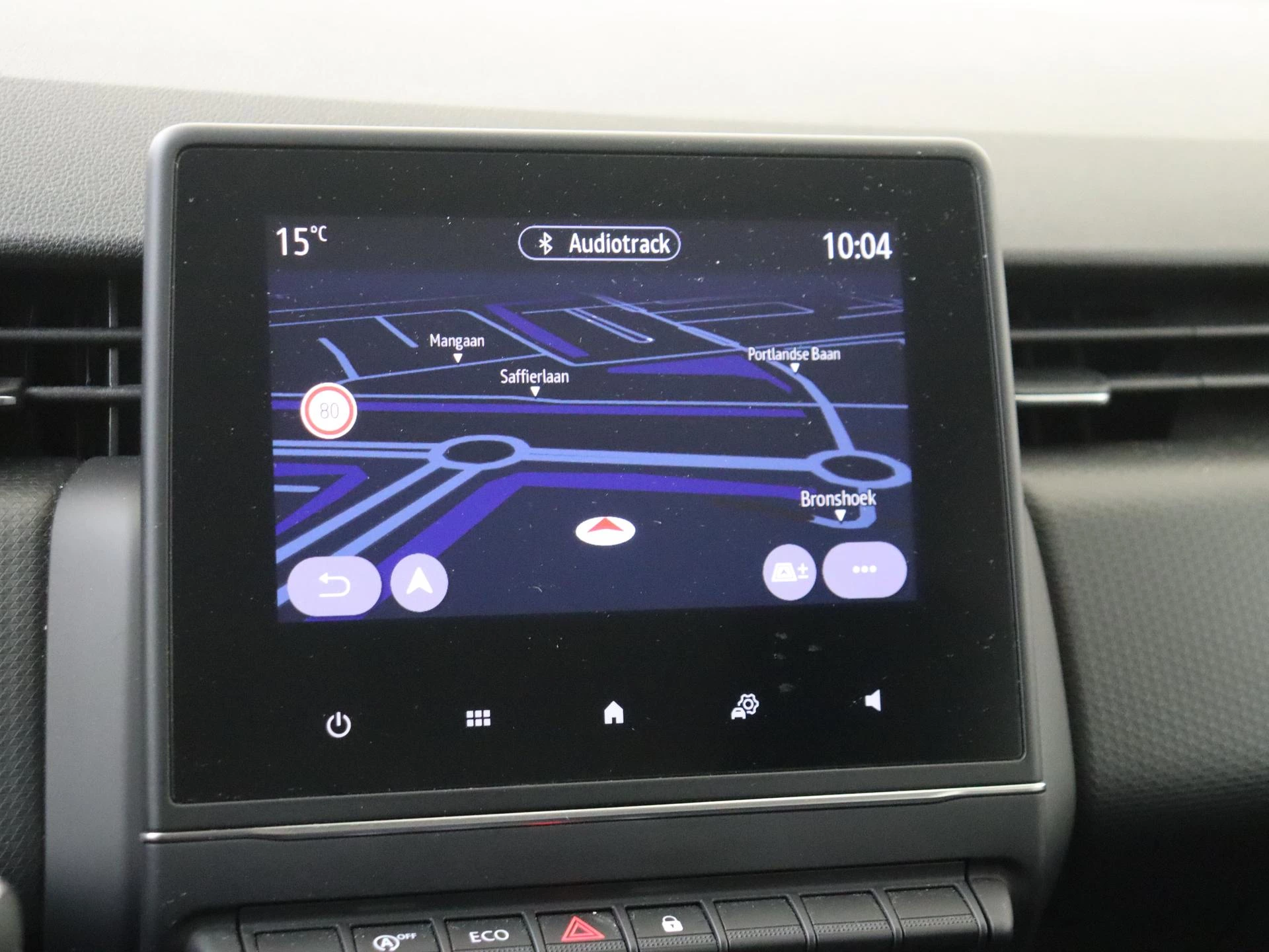 Renault-Clio-image-17