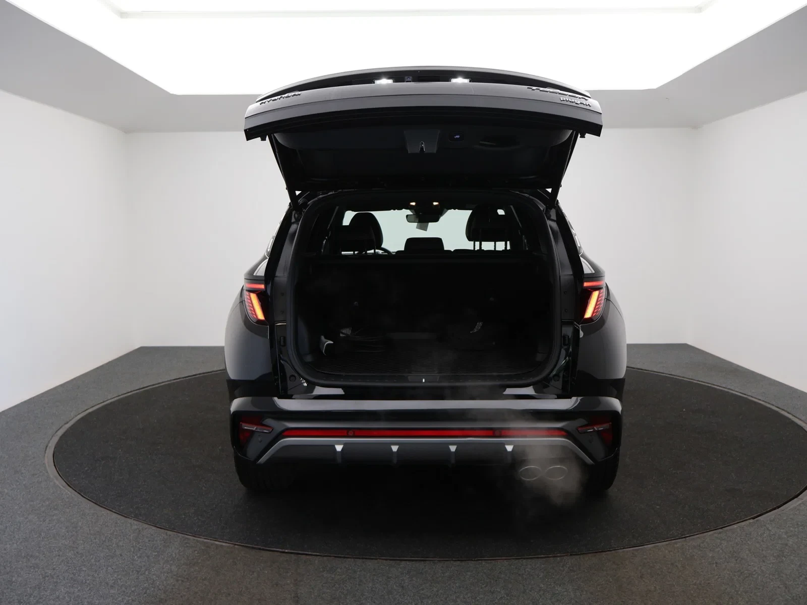 Hyundai Tucson PHEV Tucson PHEV 1.6T-GDi 4WD Feel N-Line 252PK *AUTOMAAT*LEDER*ALCANTARA*CRUISE*CAMERA*PDC*PDC*...*