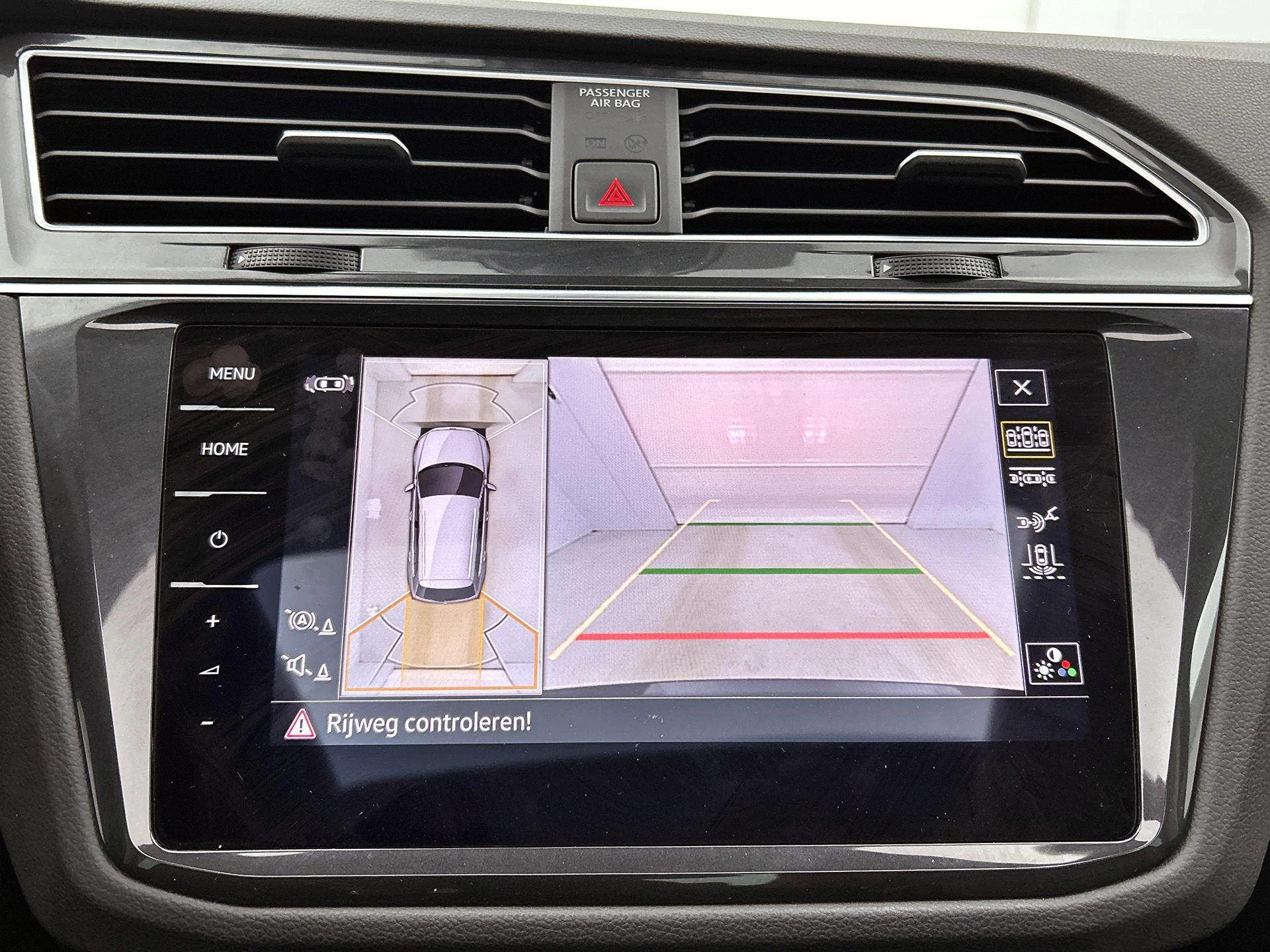 Volkswagen-Tiguan-image-10