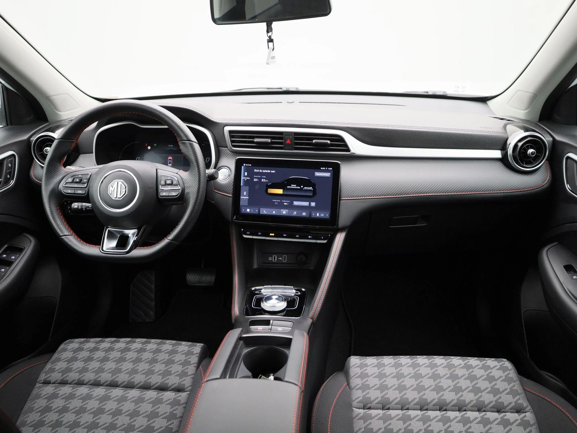 MG-ZS-image-35
