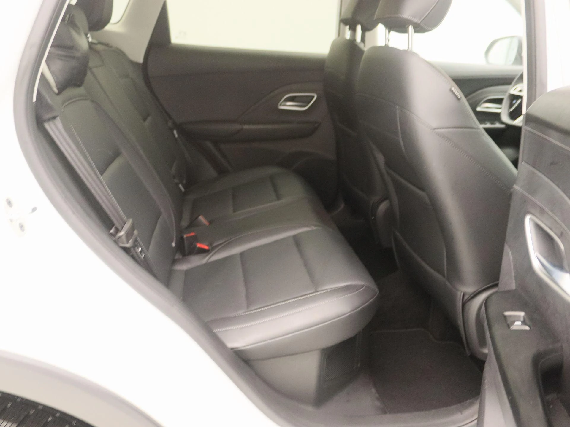 MG-ZS-image-24