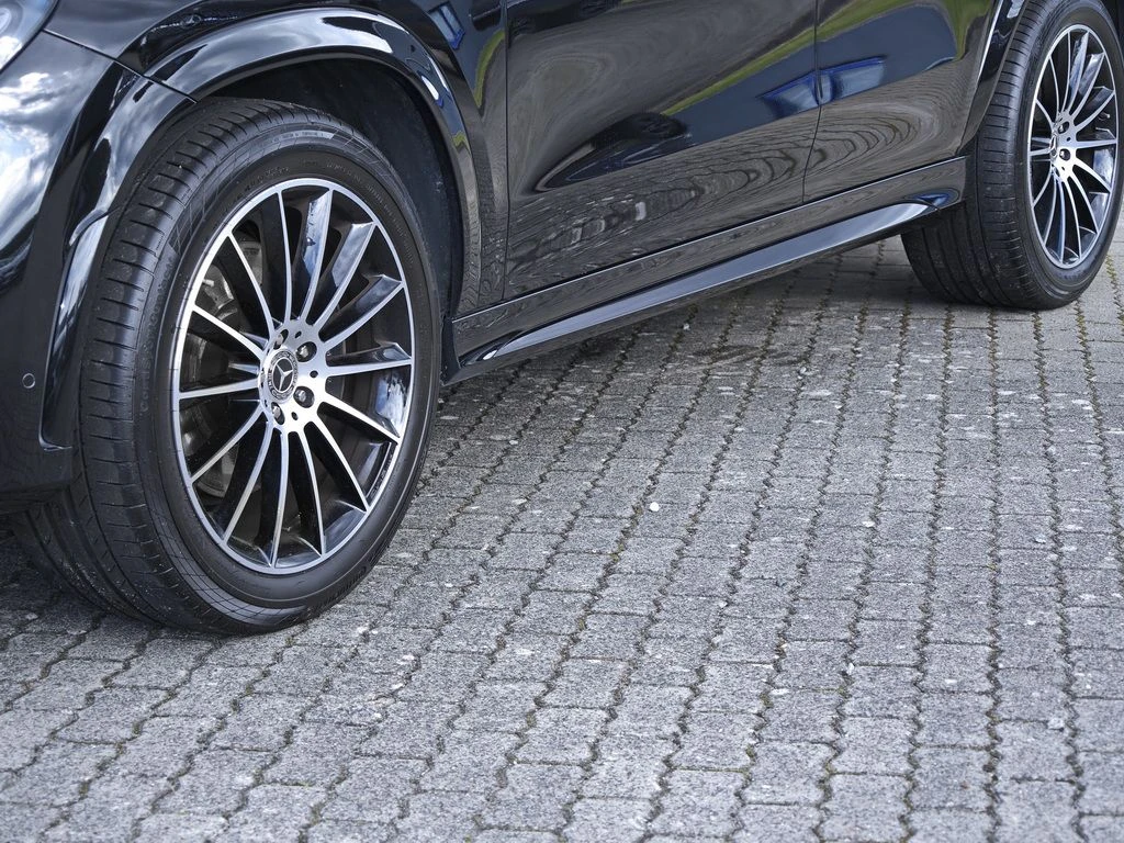 Mercedes-Benz-GLE 350 d-image-6