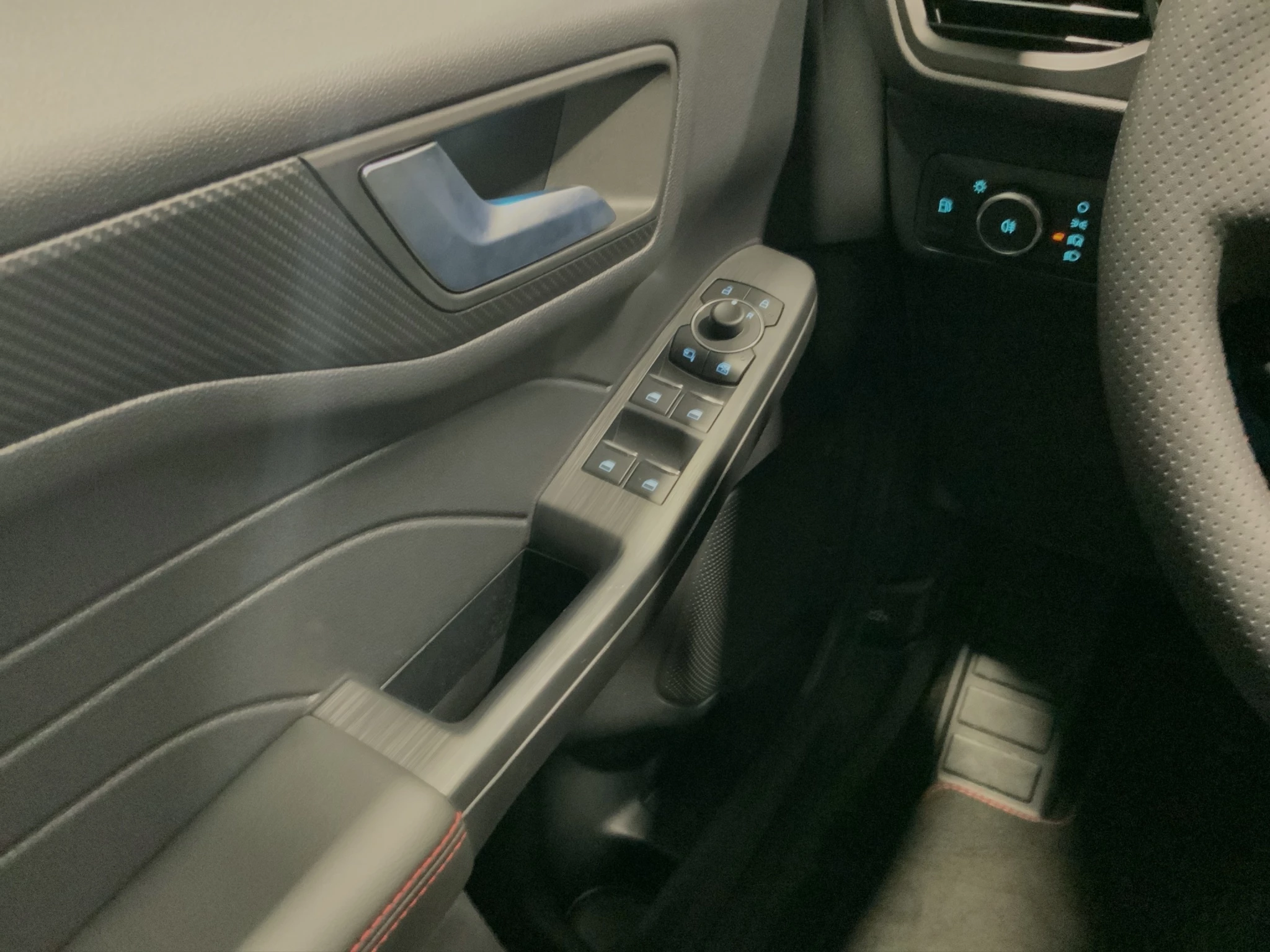 Ford Kuga ST-Line 5-Türer 2.5 l Duratec PHEV