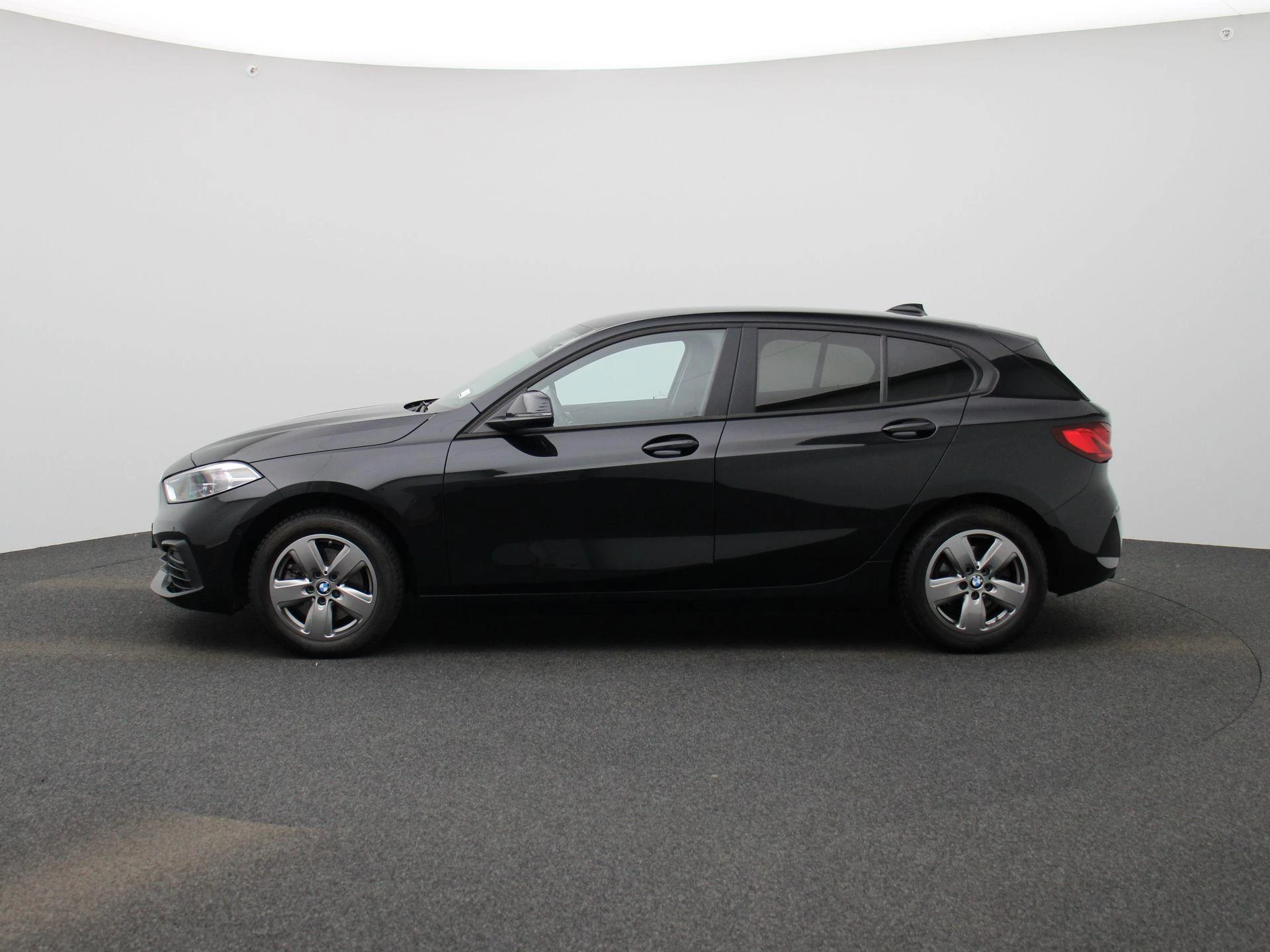 BMW-1 Reeks-image-3