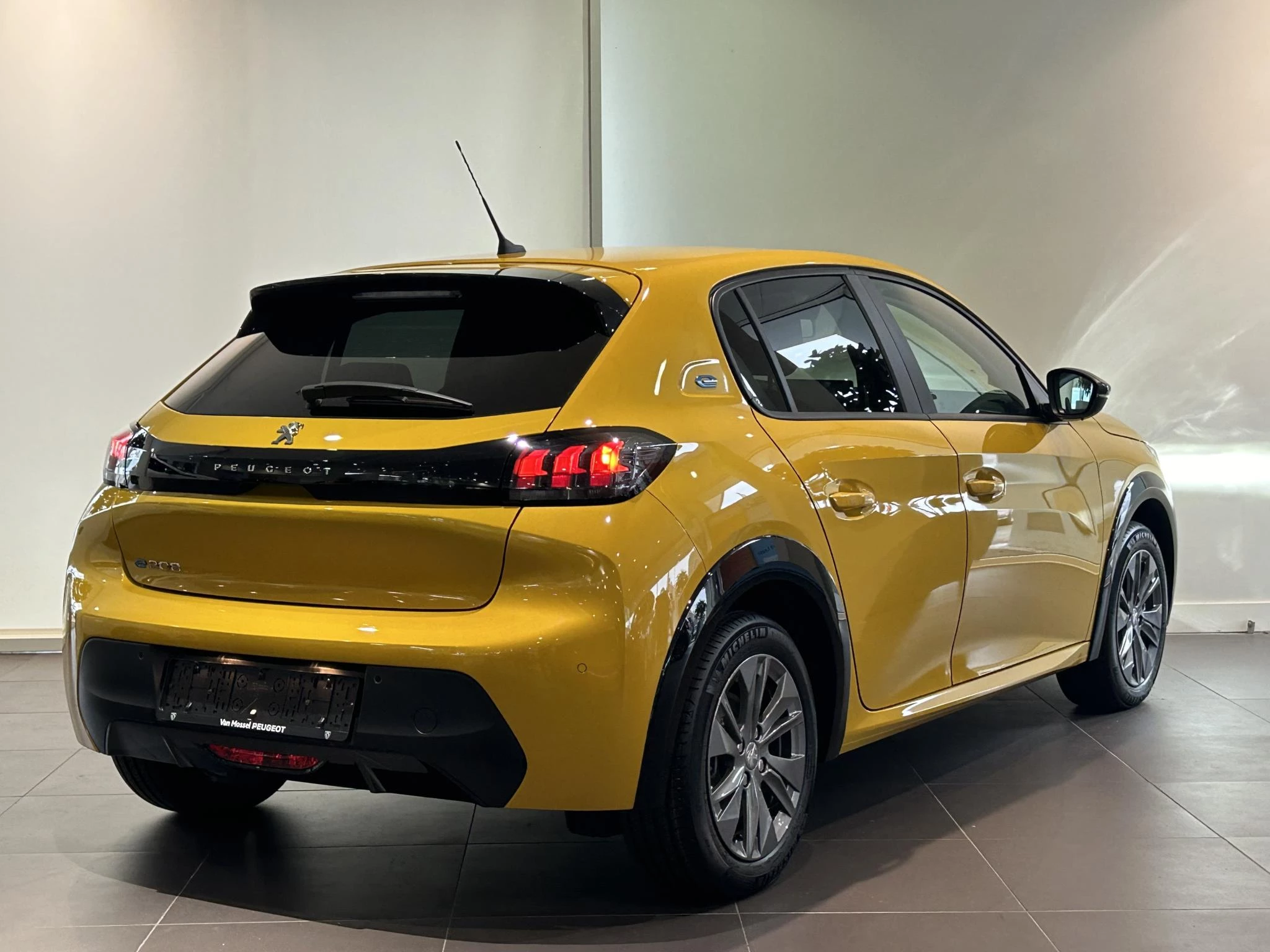 Peugeot e-208 EV Active Pack 50 kWh