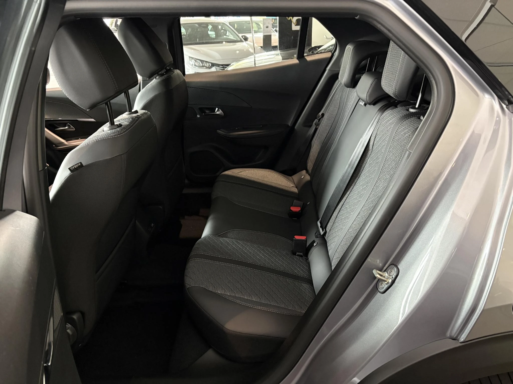 Peugeot-2008-image-17