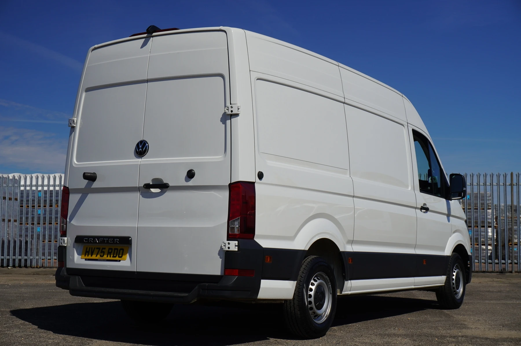 Volkswagen-Crafter-image-29