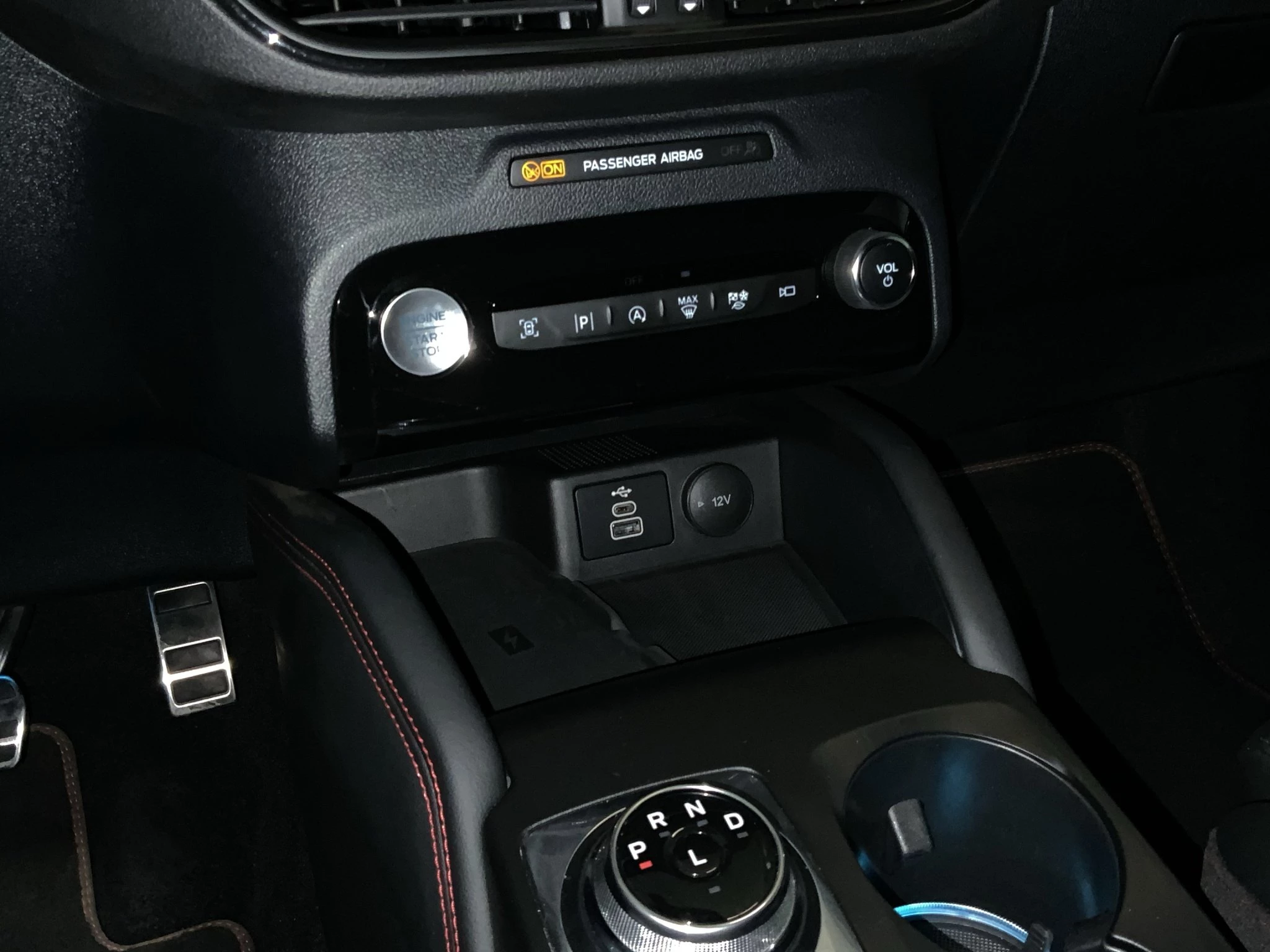 Ford Kuga ST-Line X Aut.*360GRAD*LED-MATRIX*NAVI*GRA*WINTER-PKT.