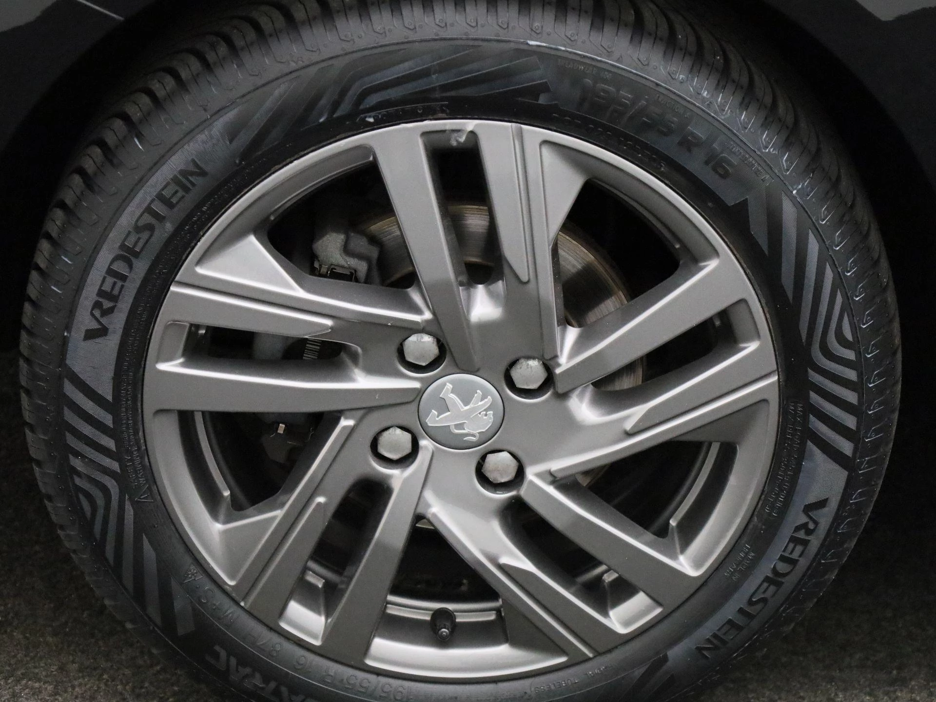 Peugeot 208 1.2 PureTech Active Pack