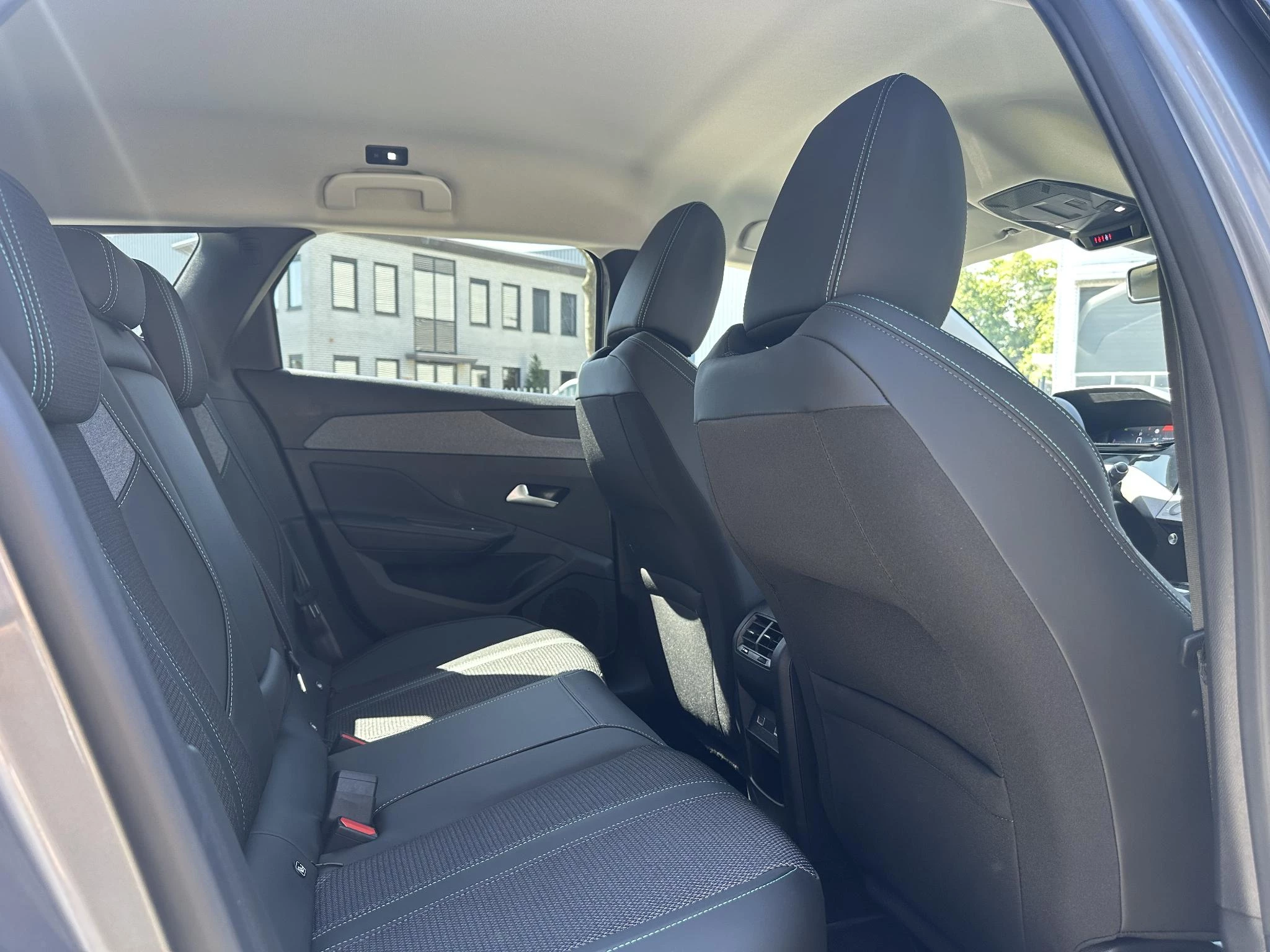 Peugeot-308-image-13